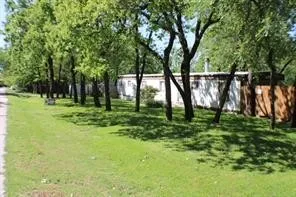 Mobile Home For Sale in Denton County , 500 Oakwood Drive, Bartonville, Texas 76226, 0, 0, Garage spaces, 1,280 Sqft, built in 1980, Preowned, Price $275,000, mls#21128037, Real Estate Agent in Bartonville, Homes For Sale in Denton county, Homes For Sale in Bartonville, Realtor in Bartonville Texas, Real Estate Brokerage Independent Realty Texas, Luminita Cordes Realtor