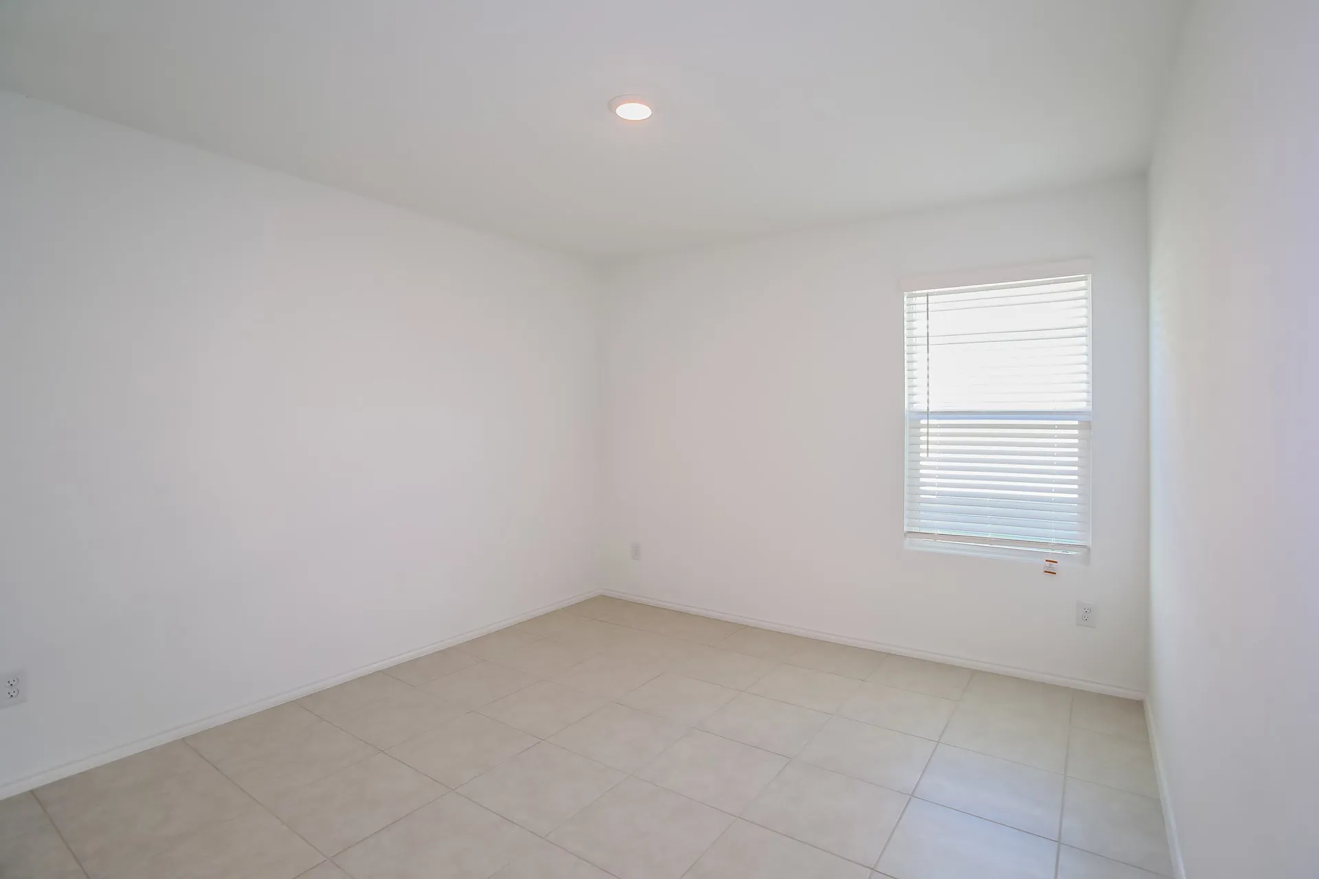 Single Family Residence For Rent in Collin County , 5825 Rockrose Lane, Princeton, Texas 75407, 3 Bedrooms, 2 Bathrooms, 2 Garage spaces, 1,440 Sqft, built in 2022, Price $1,780, mls#21128100, Real Estate Agent in Princeton, Homes For Rent in Collin county, Homes For Rent in Princeton, Realtor in Princeton Texas, Real Estate Brokerage Independent Realty Texas, Luminita Cordes Realtor