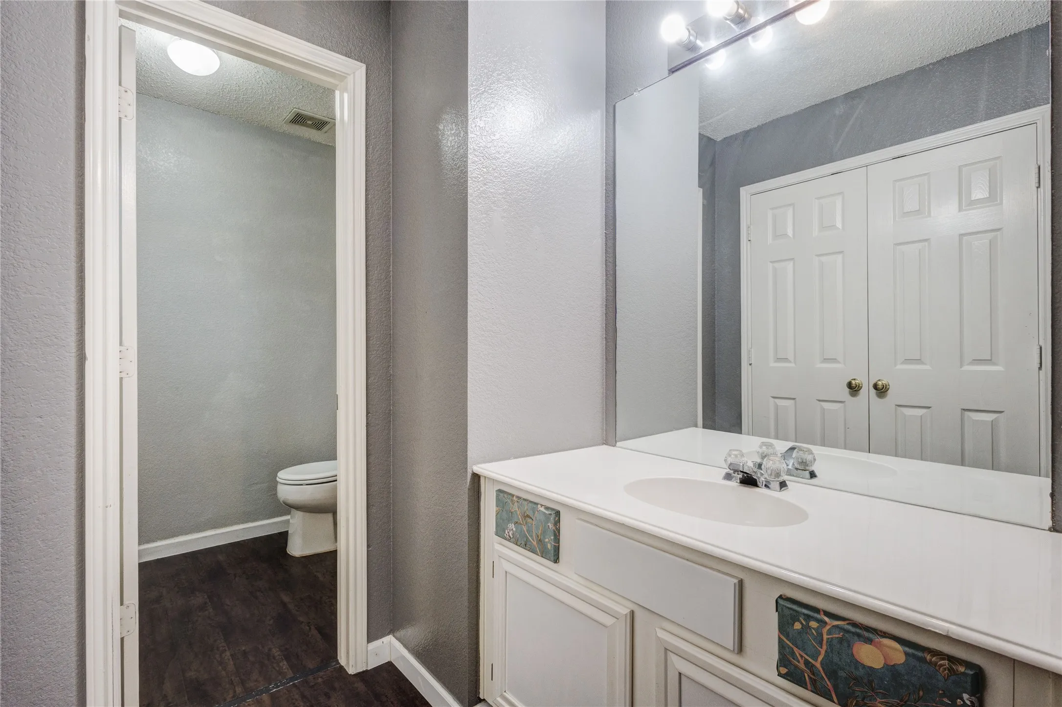 Single Family Residence For Sale in Tarrant County , 1036 Cottonbelt Drive, Saginaw, Texas 76131, 4 Bedroom, 4 Bathroom, 2 Garage spaces, 3,130 Sqft, built in 1998, mls#21128252, Real Estate Agent in Saginaw, Homes For Sale in Tarrant county, Homes For Sale in Saginaw, Realtor in Saginaw Texas, Real Estate Brokerage Independent Realty Texas, Luminita Cordes Realtor
