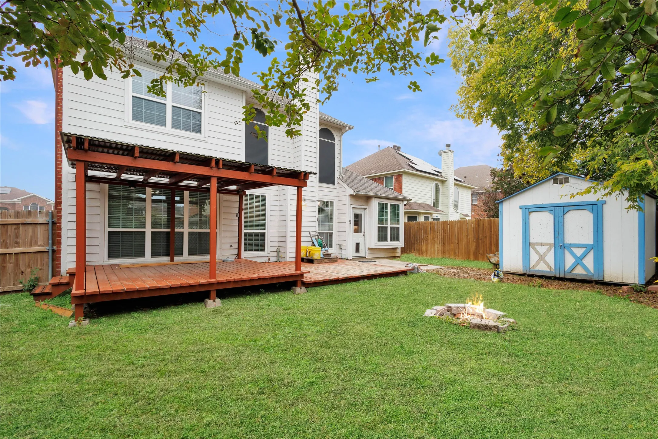 Single Family Residence For Sale in Tarrant County , 1036 Cottonbelt Drive, Saginaw, Texas 76131, 4 Bedroom, 4 Bathroom, 2 Garage spaces, 3,130 Sqft, built in 1998, mls#21128252, Real Estate Agent in Saginaw, Homes For Sale in Tarrant county, Homes For Sale in Saginaw, Realtor in Saginaw Texas, Real Estate Brokerage Independent Realty Texas, Luminita Cordes Realtor