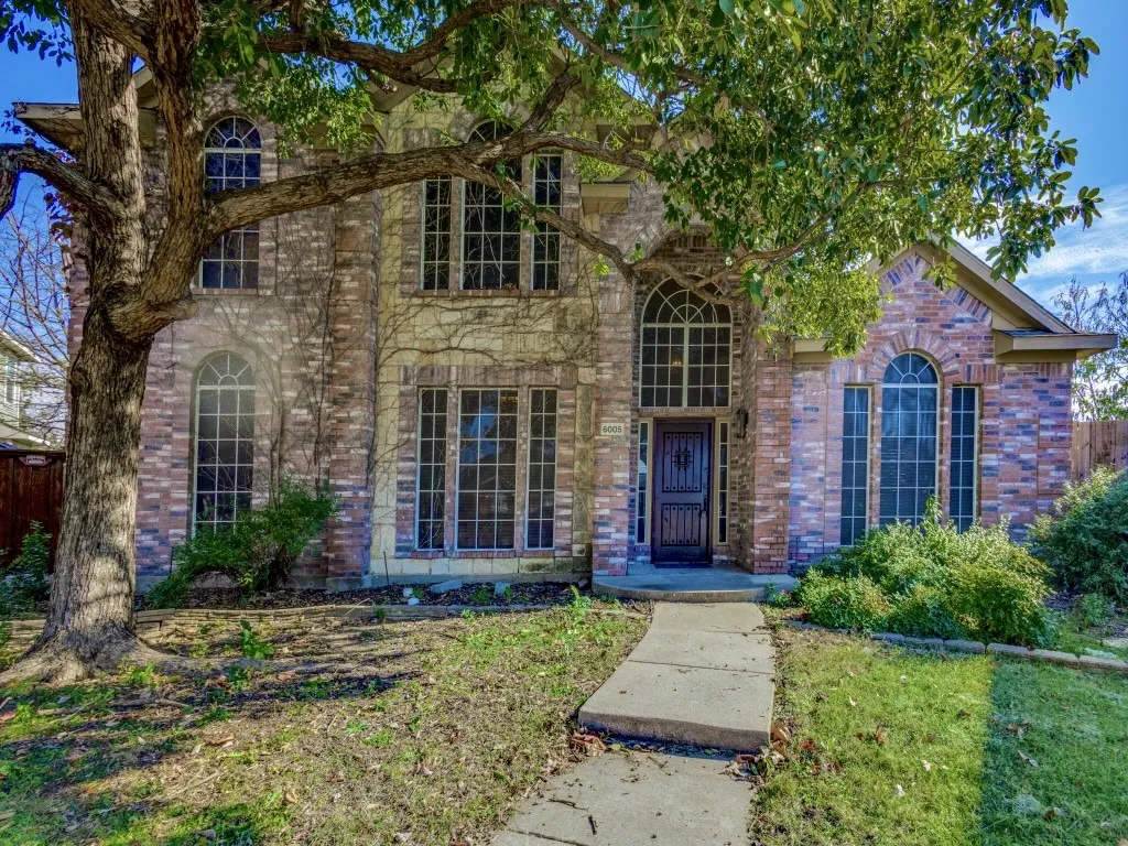 Single Family Residence For Sale