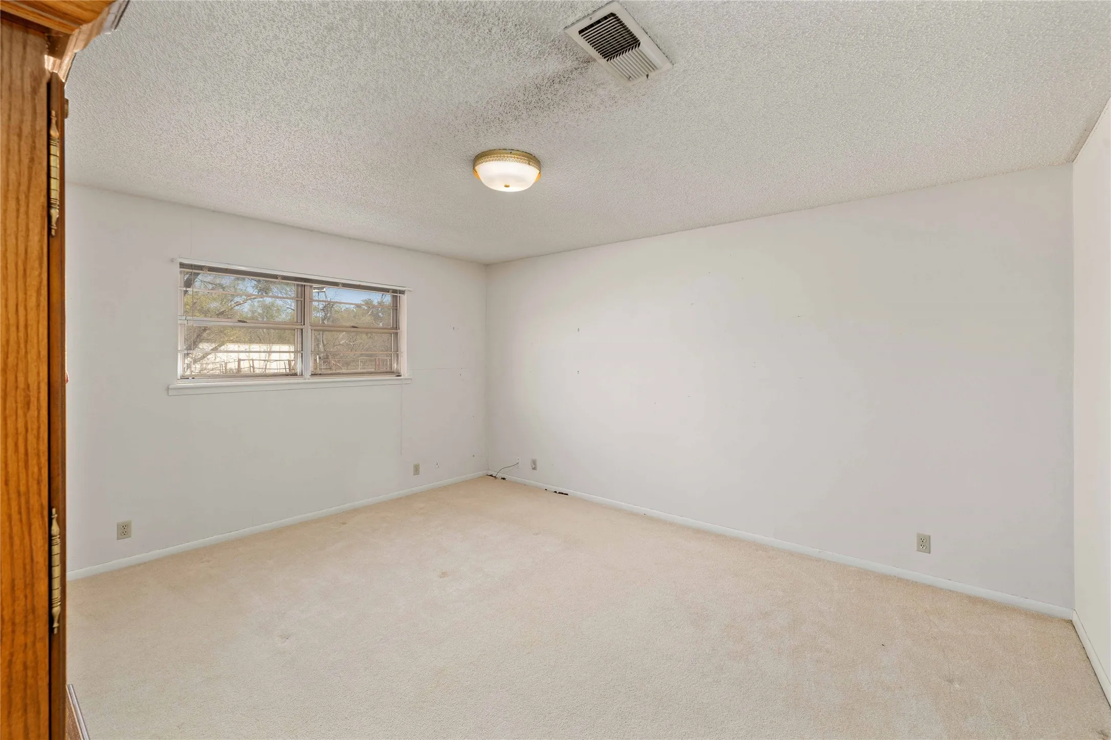 Large bedroom