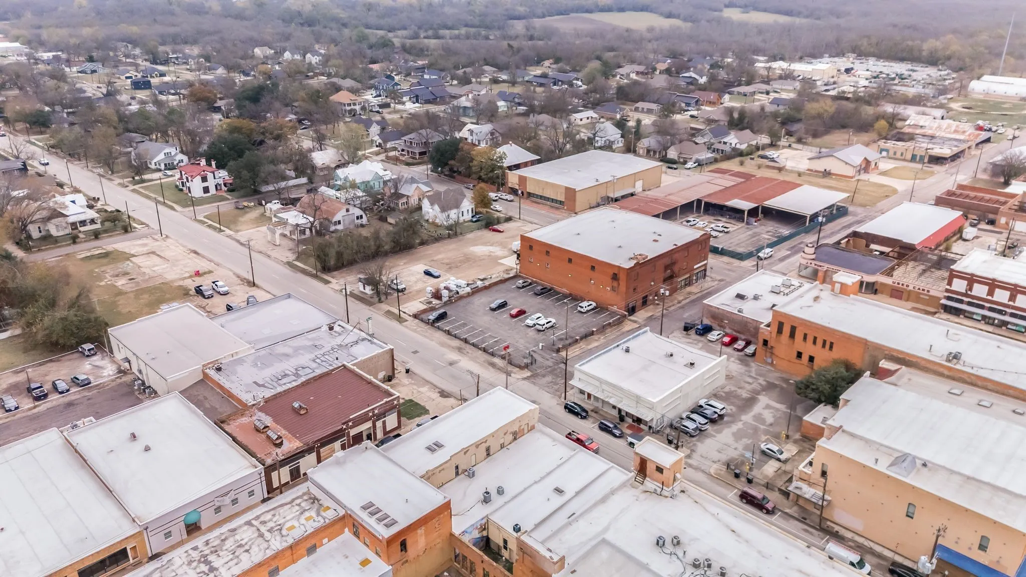 Retail For Sale in Hunt County , 2402 Stonewall Street, Greenville, Texas 75401, 0, 0, Garage spaces, 0 Sqft, built in 1943, Preowned, mls#21128545, Real Estate Agent in Greenville, Homes For Sale in Hunt county, Homes For Sale in Greenville, Realtor in Greenville Texas, Real Estate Brokerage Independent Realty Texas, Luminita Cordes Realtor