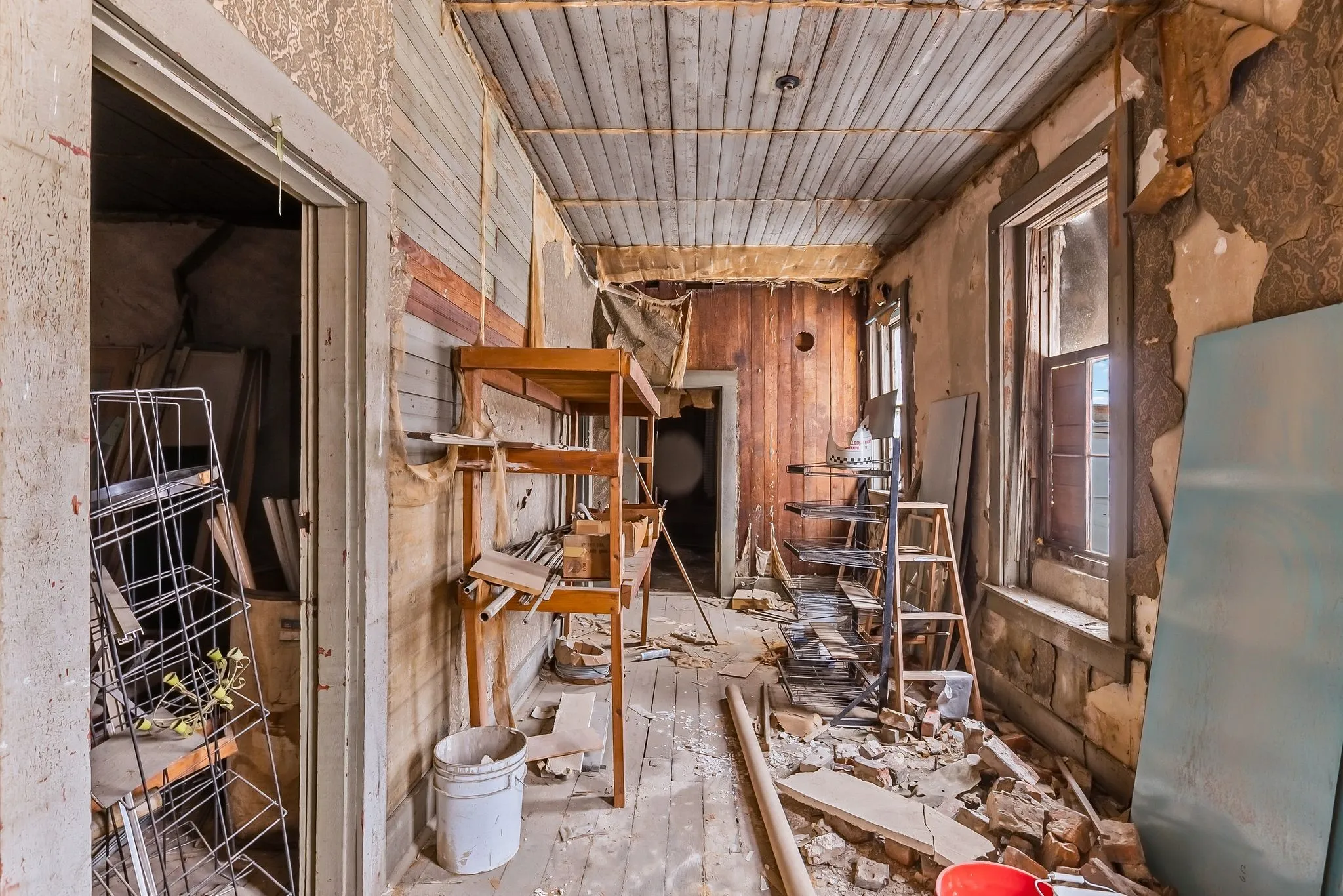 Retail For Sale in Hunt County , 2402 Stonewall Street, Greenville, Texas 75401, 0, 0, Garage spaces, 0 Sqft, built in 1943, Preowned, mls#21128545, Real Estate Agent in Greenville, Homes For Sale in Hunt county, Homes For Sale in Greenville, Realtor in Greenville Texas, Real Estate Brokerage Independent Realty Texas, Luminita Cordes Realtor