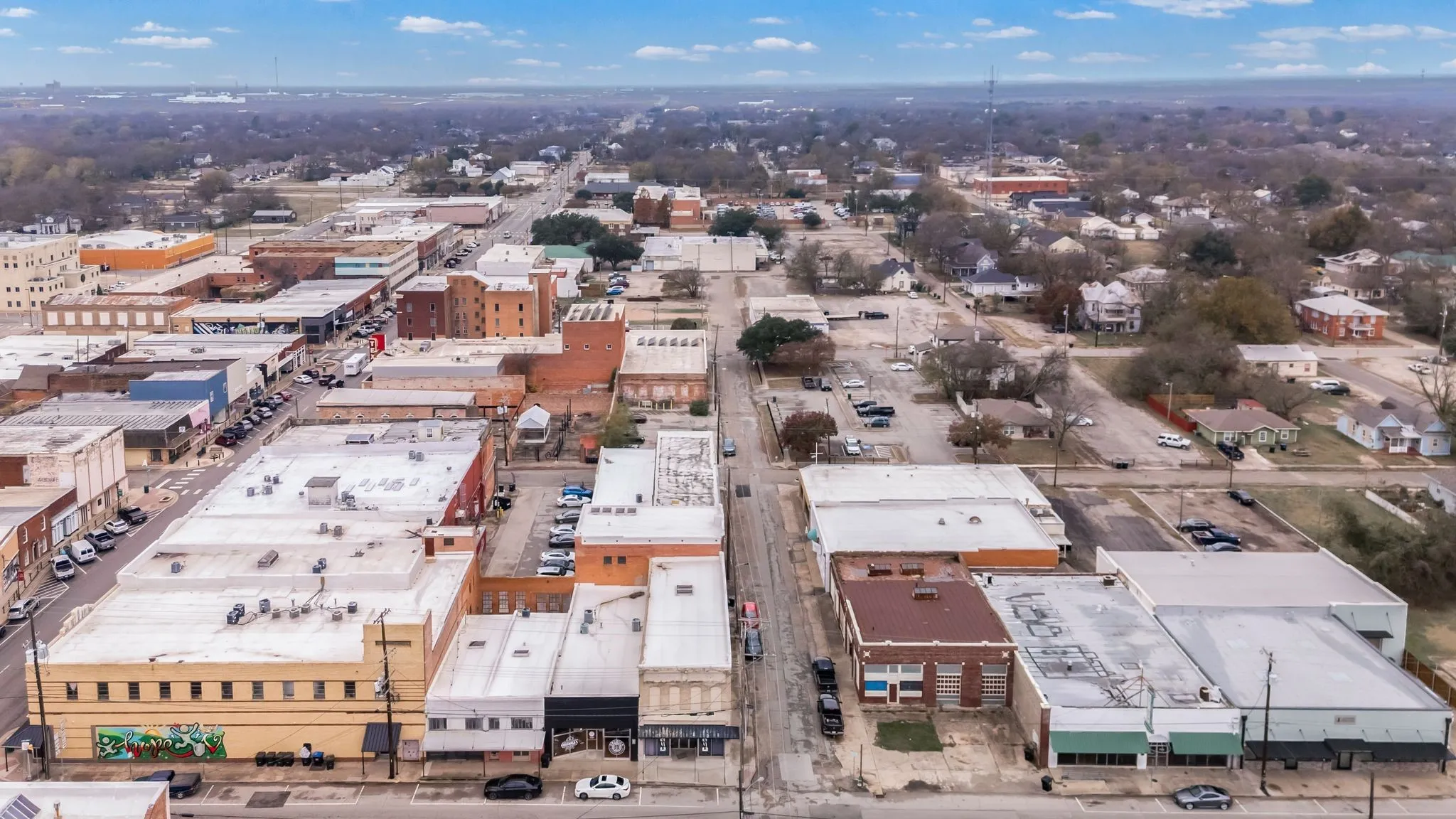Retail For Sale in Hunt County , 2402 Stonewall Street, Greenville, Texas 75401, 0, 0, Garage spaces, 0 Sqft, built in 1943, Preowned, mls#21128545, Real Estate Agent in Greenville, Homes For Sale in Hunt county, Homes For Sale in Greenville, Realtor in Greenville Texas, Real Estate Brokerage Independent Realty Texas, Luminita Cordes Realtor