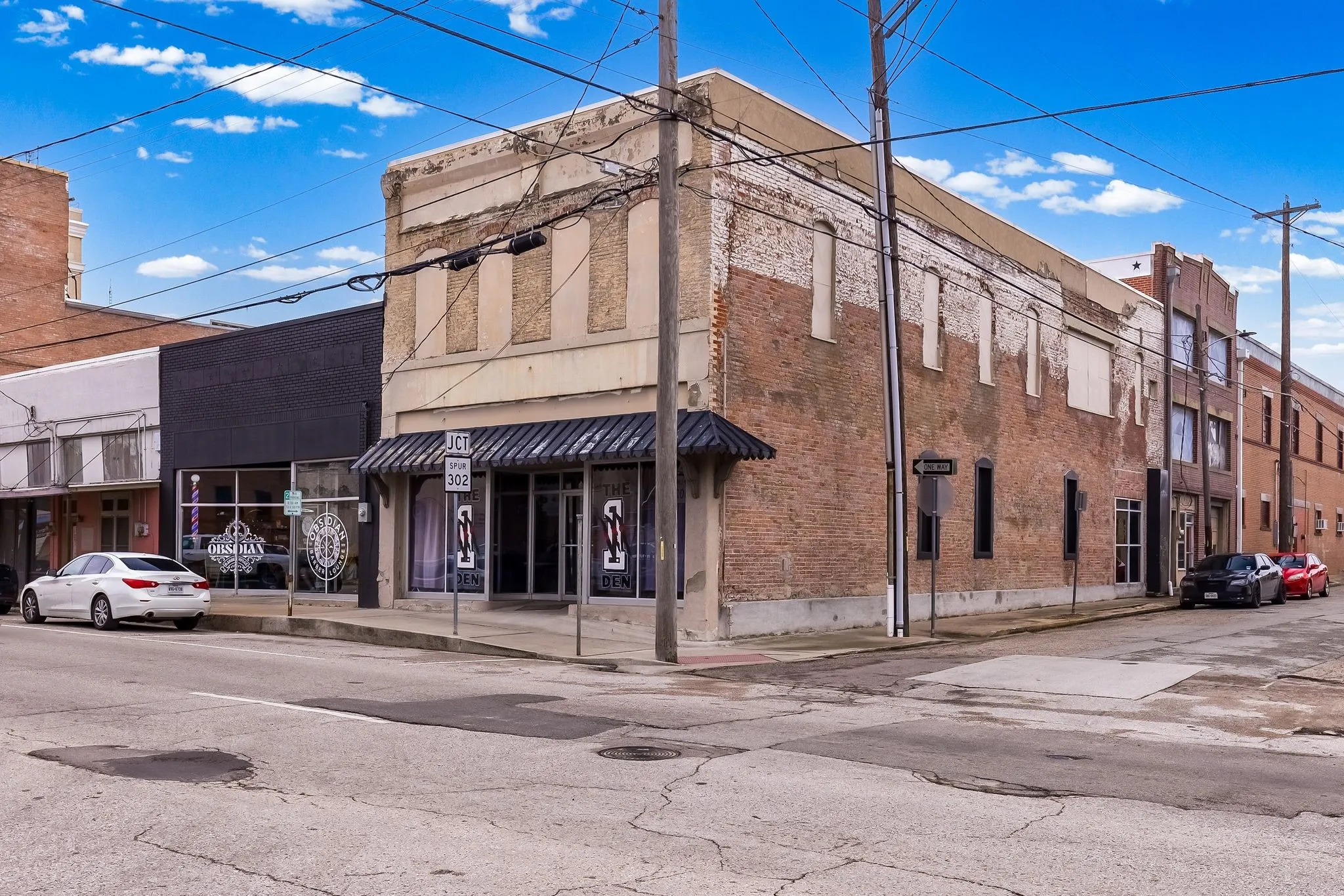 Retail For Rent in Hunt County , 2402 Stonewall Street, Greenville, Texas 75401, 0, 0, Garage spaces, 0 Sqft, built in 1943, Preowned, Price $1,975, mls#21128803, Real Estate Agent in Greenville, Homes For Rent in Hunt county, Homes For Rent in Greenville, Realtor in Greenville Texas, Real Estate Brokerage Independent Realty Texas, Luminita Cordes Realtor