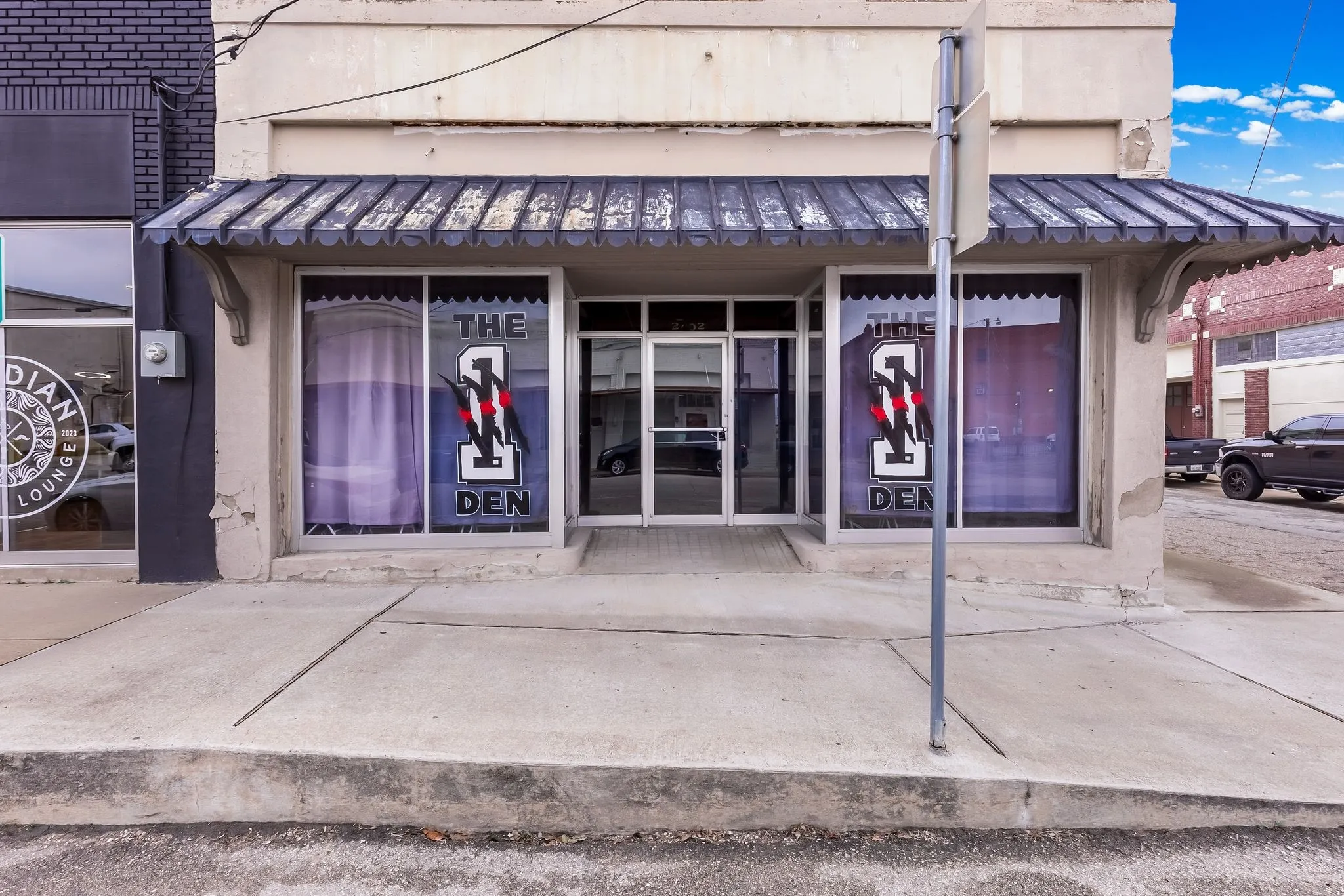 Retail For Rent in Hunt County , 2402 Stonewall Street, Greenville, Texas 75401, 0, 0, Garage spaces, 0 Sqft, built in 1943, Preowned, Price $1,975, mls#21128803, Real Estate Agent in Greenville, Homes For Rent in Hunt county, Homes For Rent in Greenville, Realtor in Greenville Texas, Real Estate Brokerage Independent Realty Texas, Luminita Cordes Realtor