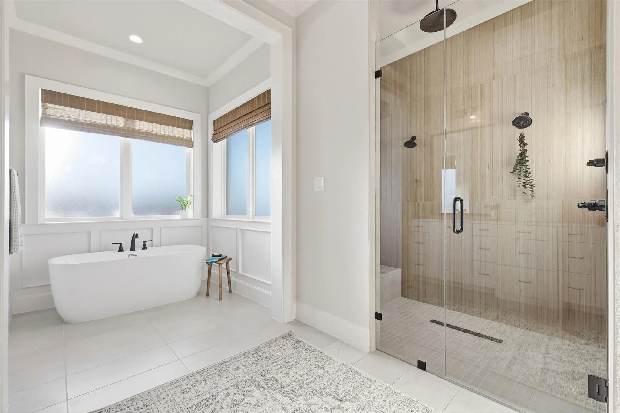 Single Family Residence For Sale in Ellis County , 122 Ozro Road, Maypearl, Texas 76084, 4 Bedroom, 3 Bathroom, 3 Garage spaces, 3,507 Sqft, built in 2023, New Construction - Complete, mls#21126789, Real Estate Agent in Maypearl, Homes For Sale in Ellis county, Homes For Sale in Maypearl, Realtor in Maypearl Texas, Real Estate Brokerage Independent Realty Texas, Luminita Cordes Realtor