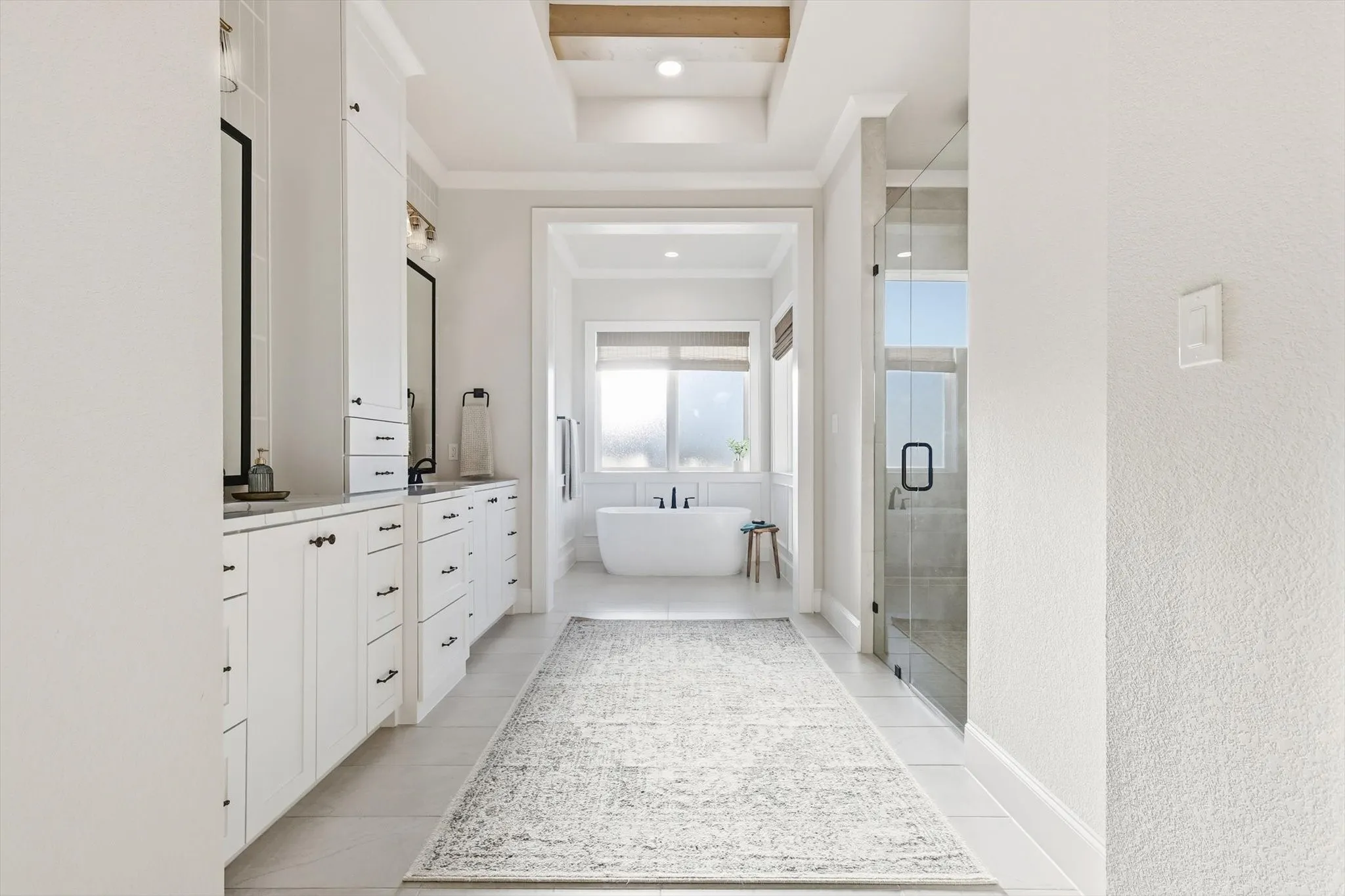Single Family Residence For Sale in Ellis County , 122 Ozro Road, Maypearl, Texas 76084, 4 Bedroom, 3 Bathroom, 3 Garage spaces, 3,507 Sqft, built in 2023, New Construction - Complete, mls#21126789, Real Estate Agent in Maypearl, Homes For Sale in Ellis county, Homes For Sale in Maypearl, Realtor in Maypearl Texas, Real Estate Brokerage Independent Realty Texas, Luminita Cordes Realtor