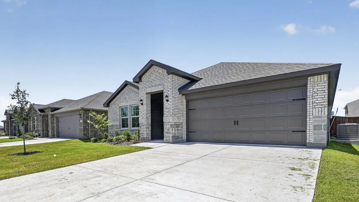 Single Family Residence For Sale in Denton County , 4114 Thistle Drive, Sanger, Texas 76266, 4 Bedroom, 2 Bathroom, 2 Garage spaces, 2,107 Sqft, built in 2026, New Construction - Incomplete, mls#21128836, Real Estate Agent in Sanger, Homes For Sale in Denton county, Homes For Sale in Sanger, Realtor in Sanger Texas, Real Estate Brokerage Independent Realty Texas, Luminita Cordes Realtor