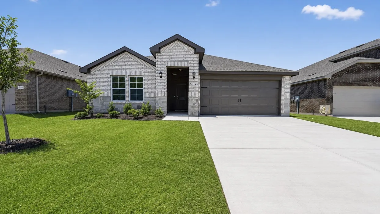 Single Family Residence For Sale in Denton County , 4114 Thistle Drive, Sanger, Texas 76266, 4 Bedroom, 2 Bathroom, 2 Garage spaces, 2,107 Sqft, built in 2026, New Construction - Incomplete, mls#21128836, Real Estate Agent in Sanger, Homes For Sale in Denton county, Homes For Sale in Sanger, Realtor in Sanger Texas, Real Estate Brokerage Independent Realty Texas, Luminita Cordes Realtor