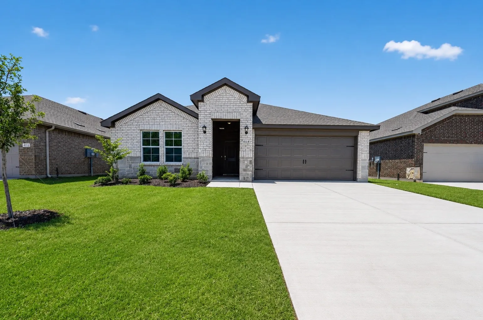 Single Family Residence For Sale in Denton County , 4114 Thistle Drive, Sanger, Texas 76266, 4 Bedroom, 2 Bathroom, 2 Garage spaces, 2,107 Sqft, built in 2026, New Construction - Incomplete, mls#21128836, Real Estate Agent in Sanger, Homes For Sale in Denton county, Homes For Sale in Sanger, Realtor in Sanger Texas, Real Estate Brokerage Independent Realty Texas, Luminita Cordes Realtor
