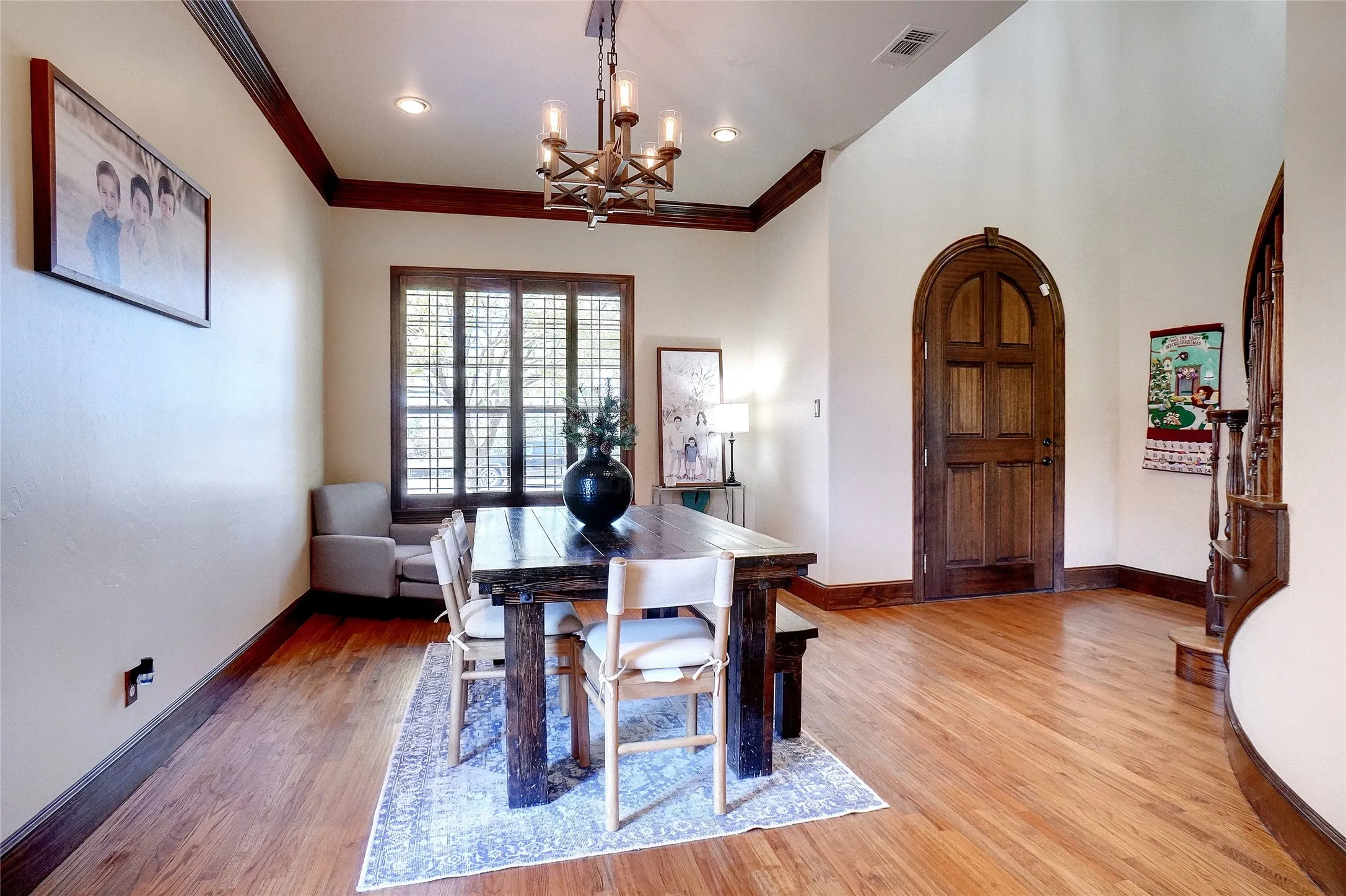 Single Family Residence For Sale in Denton County , 3333 Clubview Drive, Denton, Texas 76226, 4 Bedroom, 4 Bathroom, 3 Garage spaces, 3,530 Sqft, built in 2005, mls#21128838, Real Estate Agent in Denton, Homes For Sale in Denton county, Homes For Sale in Denton, Realtor in Denton Texas, Real Estate Brokerage Independent Realty Texas, Luminita Cordes Realtor