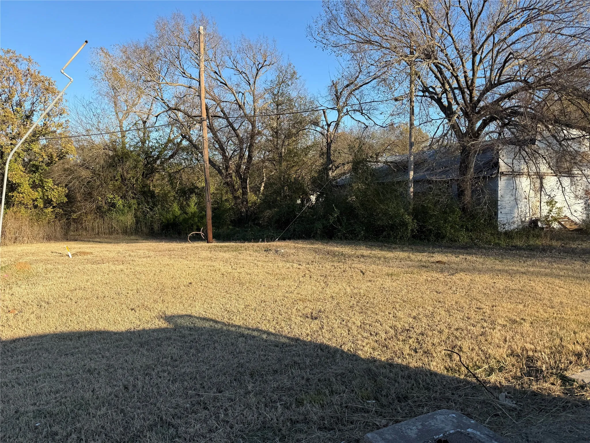 Improved Land For Sale in Johnson County , 408 N Parkway Drive, Alvarado, Texas 76009, 0, 0, Garage spaces, 0 Sqft, built in 1950, Price $225,000, mls#21129049, Real Estate Agent in Alvarado, Homes For Sale in Johnson county, Homes For Sale in Alvarado, Realtor in Alvarado Texas, Real Estate Brokerage Independent Realty Texas, Luminita Cordes Realtor