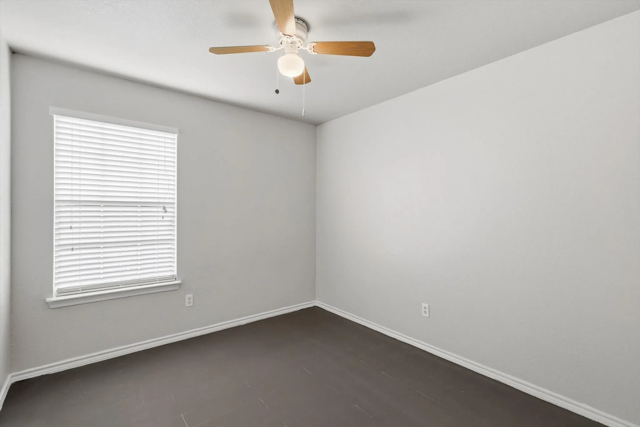 Duplex For Sale in Tarrant County , 2900 NW 29th Street, Fort Worth, Texas 76106, 3 Bedrooms, 2 Bathrooms, Garage spaces, 0 Sqft, built in 2007, Preowned, Price $399,000, mls#21129036, Real Estate Agent in Fort Worth, Homes For Sale in Tarrant county, Homes For Sale in Fort Worth, Realtor in Fort Worth Texas, Real Estate Brokerage Independent Realty Texas, Luminita Cordes Realtor