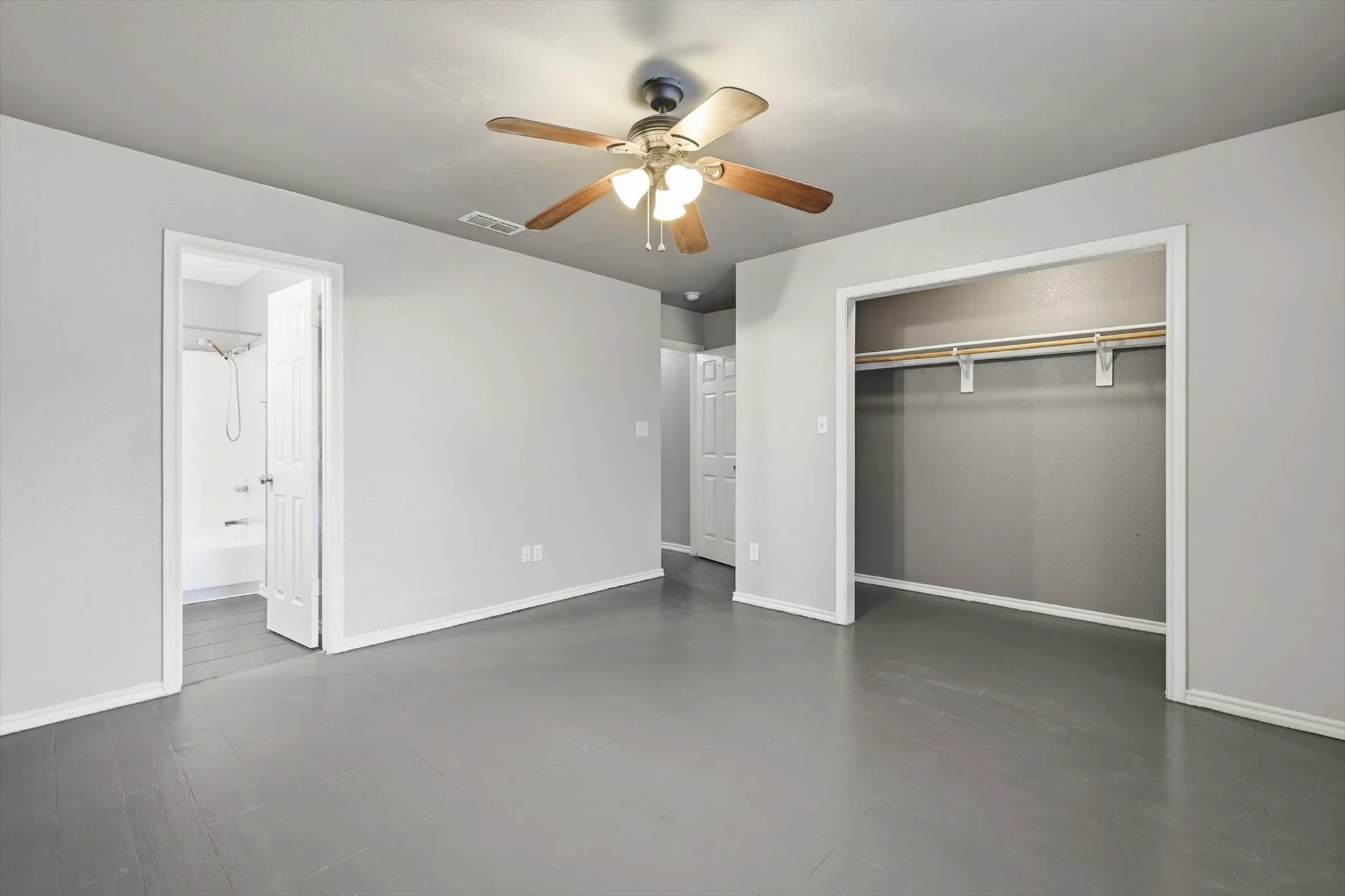Duplex For Sale in Tarrant County , 2900 NW 29th Street, Fort Worth, Texas 76106, 3 Bedrooms, 2 Bathrooms, Garage spaces, 0 Sqft, built in 2007, Preowned, Price $399,000, mls#21129036, Real Estate Agent in Fort Worth, Homes For Sale in Tarrant county, Homes For Sale in Fort Worth, Realtor in Fort Worth Texas, Real Estate Brokerage Independent Realty Texas, Luminita Cordes Realtor