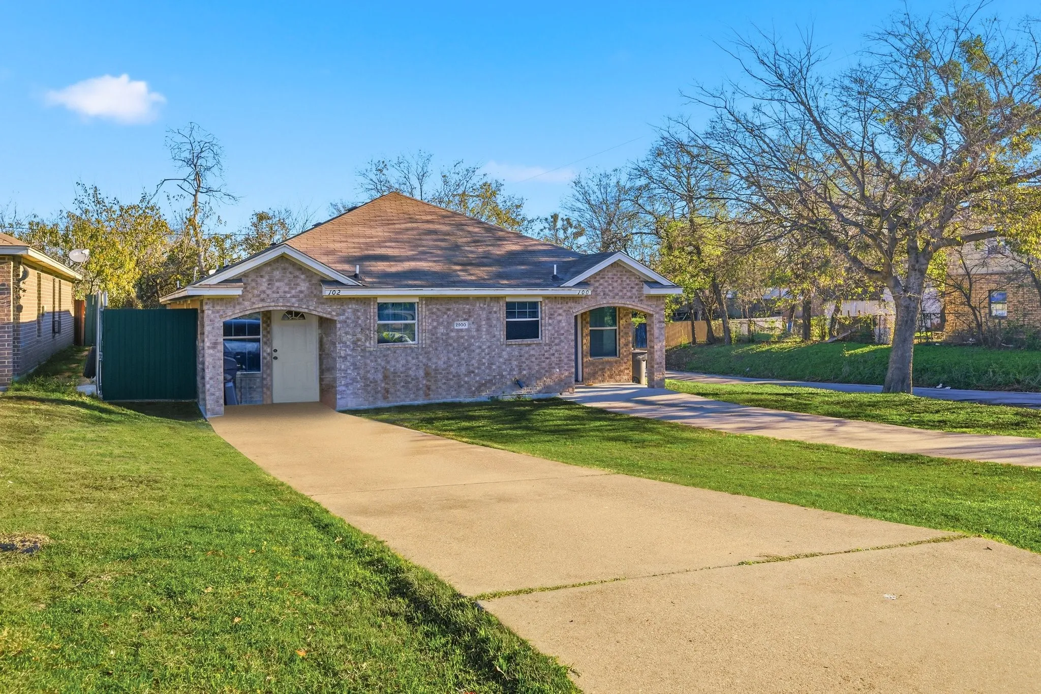Duplex For Sale in Tarrant County , 2900 NW 29th Street, Fort Worth, Texas 76106, 3 Bedrooms, 2 Bathrooms, Garage spaces, 0 Sqft, built in 2007, Preowned, Price $399,000, mls#21129036, Real Estate Agent in Fort Worth, Homes For Sale in Tarrant county, Homes For Sale in Fort Worth, Realtor in Fort Worth Texas, Real Estate Brokerage Independent Realty Texas, Luminita Cordes Realtor