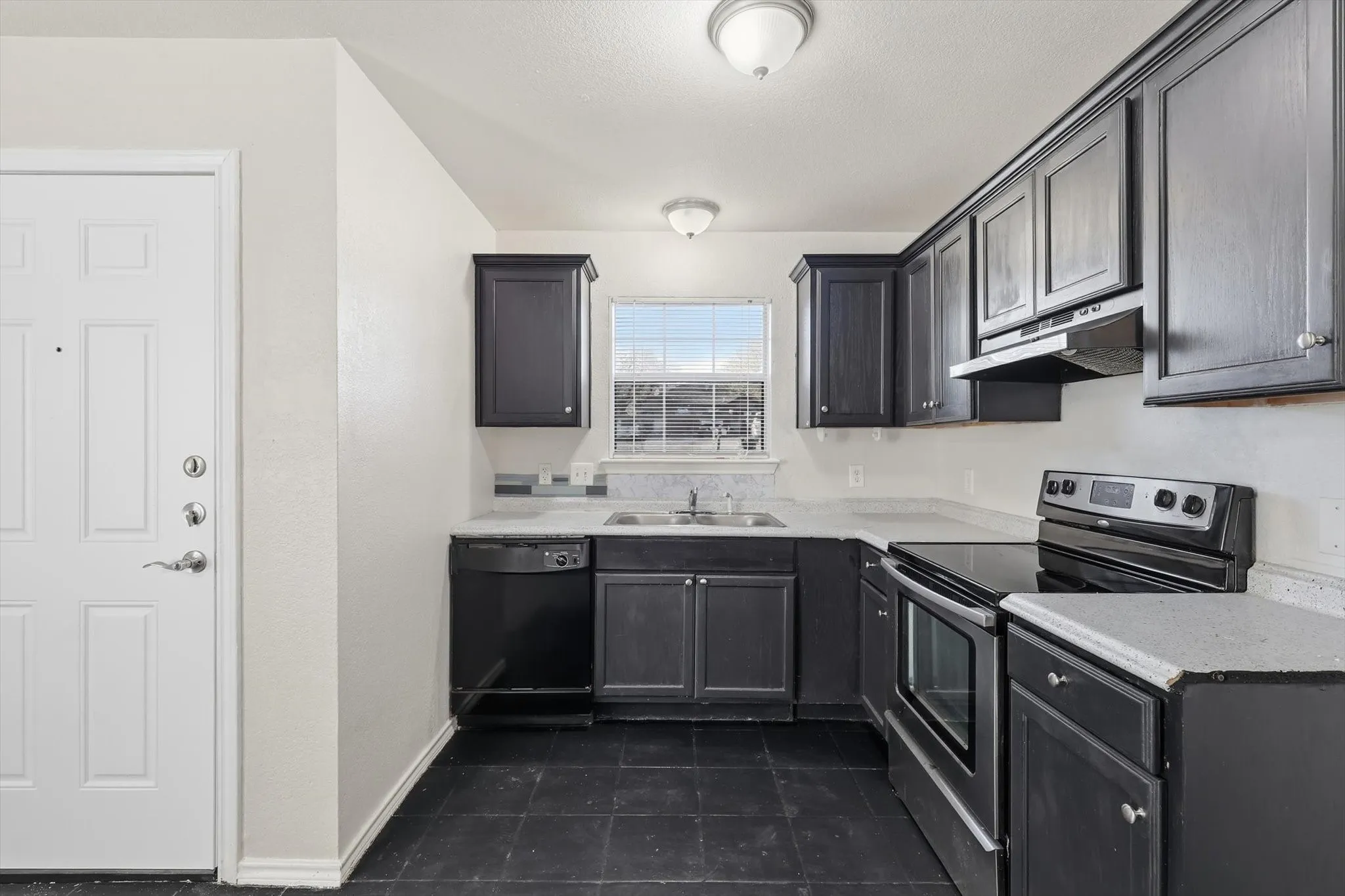 Duplex For Sale in Tarrant County , 2900 NW 29th Street, Fort Worth, Texas 76106, 3 Bedrooms, 2 Bathrooms, Garage spaces, 0 Sqft, built in 2007, Preowned, Price $399,000, mls#21129036, Real Estate Agent in Fort Worth, Homes For Sale in Tarrant county, Homes For Sale in Fort Worth, Realtor in Fort Worth Texas, Real Estate Brokerage Independent Realty Texas, Luminita Cordes Realtor