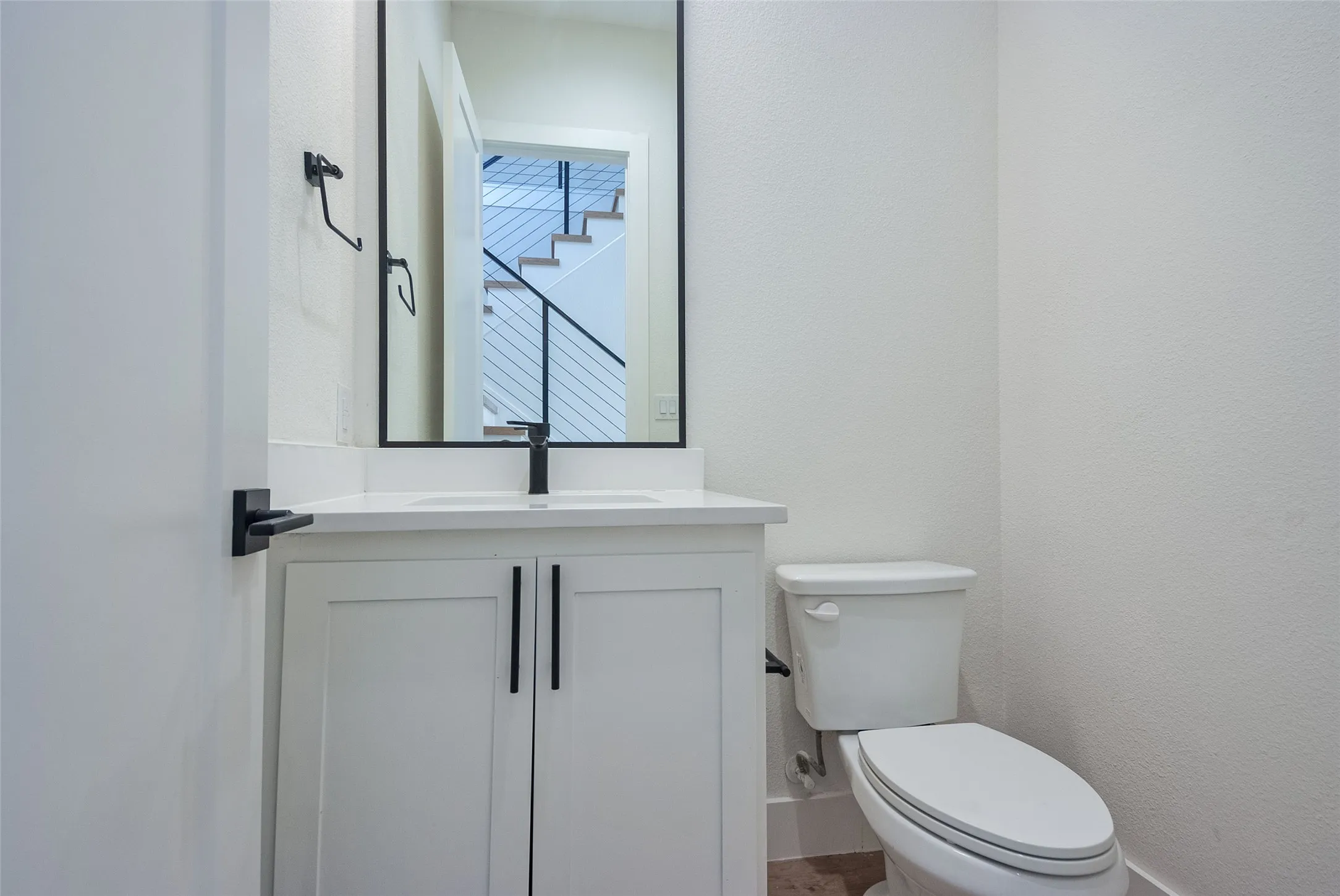 Single Family Residence For Sale in Dallas County , 519 Mount Auburn Avenue, Dallas, Texas 75223, 3 Bedroom, 3 Bathroom, 2 Garage spaces, 2,150 Sqft, built in 2020, mls#21129099, Real Estate Agent in Dallas, Homes For Sale in Dallas county, Homes For Sale in Dallas, Realtor in Dallas Texas, Real Estate Brokerage Independent Realty Texas, Luminita Cordes Realtor
