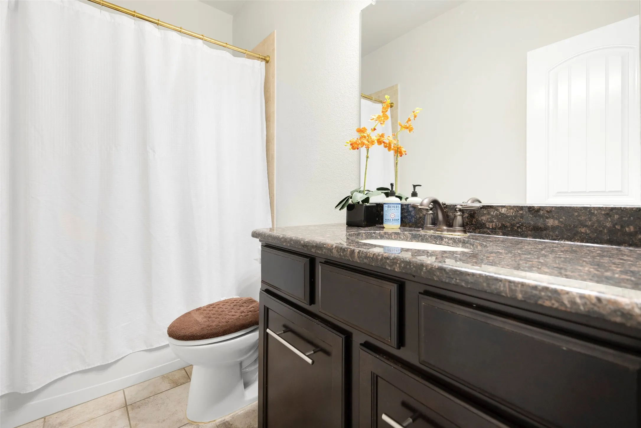 Single Family Residence For Sale in Collin County , 2606 Parkbridge Court, Wylie, Texas 75098, 3 Bedrooms, 2 Bathrooms, 2 Garage spaces, 1,890 Sqft, built in 2016, Preowned, Price $399,000, mls#21129231, Real Estate Agent in Wylie, Homes For Sale in Collin county, Homes For Sale in Wylie, Realtor in Wylie Texas, Real Estate Brokerage Independent Realty Texas, Luminita Cordes Realtor
