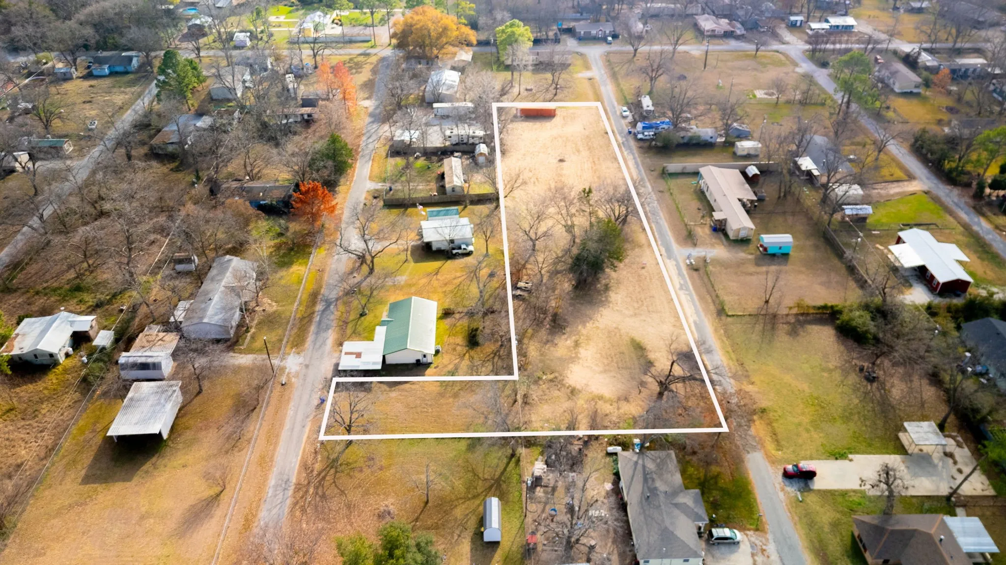 Improved Land For Sale in Grayson County , TBD Old Shawnee Trail Drive, Gordonville, Texas 76245, 0, 0, Garage spaces, 0 Sqft, built in 0, Price $199,000, mls#21128551, Real Estate Agent in Gordonville, Homes For Sale in Grayson county, Homes For Sale in Gordonville, Realtor in Gordonville Texas, Real Estate Brokerage Independent Realty Texas, Luminita Cordes Realtor