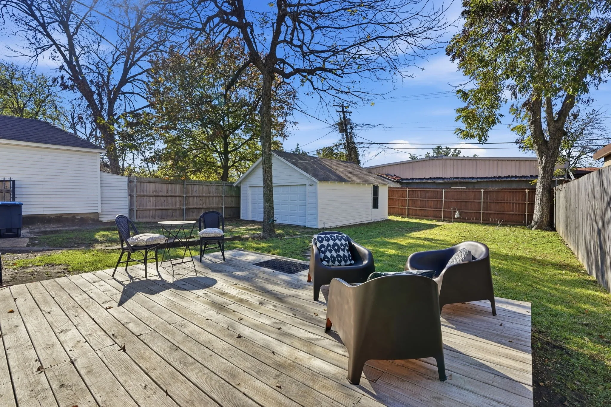 Single Family Residence For Sale in Tarrant County , 2824 Ryan Avenue, Fort Worth, Texas 76110, 2 Bedroom, 1 Bathroom, 2 Garage spaces, 1,109 Sqft, built in 1939, Preowned, mls#21094873, Real Estate Agent in Fort Worth, Homes For Sale in Tarrant county, Homes For Sale in Fort Worth, Realtor in Fort Worth Texas, Real Estate Brokerage Independent Realty Texas, Luminita Cordes Realtor