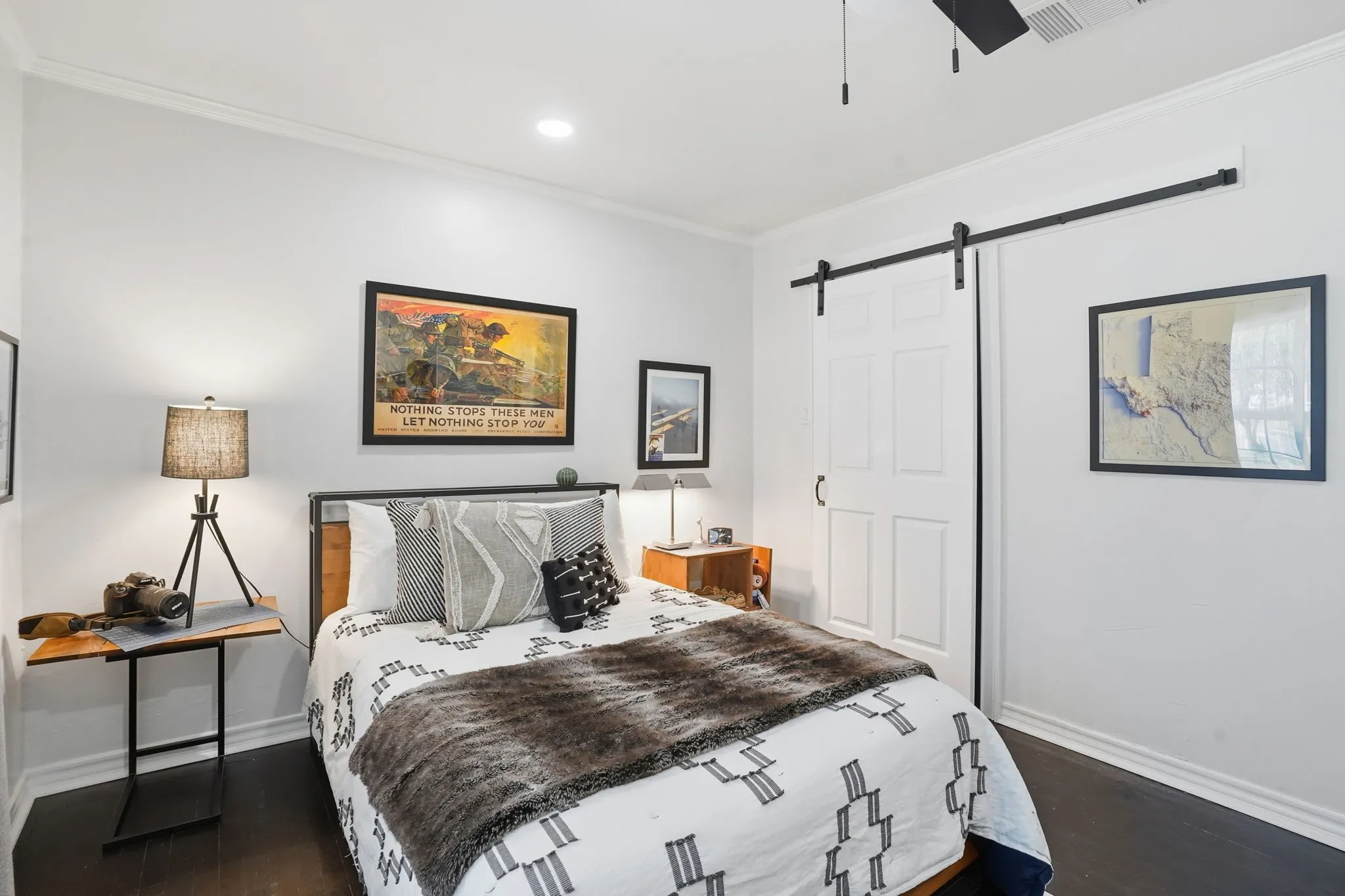 Single Family Residence For Sale in Tarrant County , 2824 Ryan Avenue, Fort Worth, Texas 76110, 2 Bedroom, 1 Bathroom, 2 Garage spaces, 1,109 Sqft, built in 1939, Preowned, mls#21094873, Real Estate Agent in Fort Worth, Homes For Sale in Tarrant county, Homes For Sale in Fort Worth, Realtor in Fort Worth Texas, Real Estate Brokerage Independent Realty Texas, Luminita Cordes Realtor