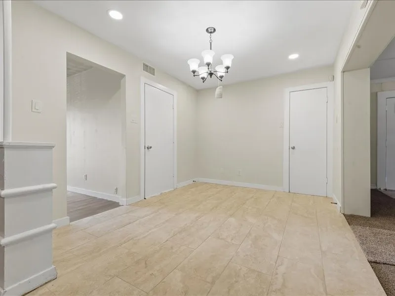 Single Family Residence For Sale in Dallas County , 509 Bluewood Drive, Dallas, Texas 75232, 3 Bedroom, 1 Bathroom, 1 Garage spaces, 1,178 Sqft, built in 1958, mls#21129496, Real Estate Agent in Dallas, Homes For Sale in Dallas county, Homes For Sale in Dallas, Realtor in Dallas Texas, Real Estate Brokerage Independent Realty Texas, Luminita Cordes Realtor