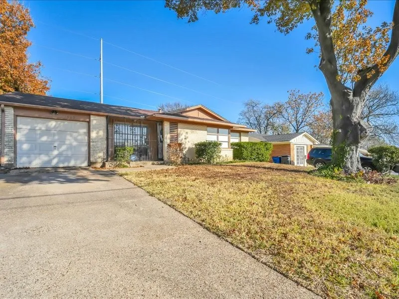 Single Family Residence For Sale in Dallas County , 509 Bluewood Drive, Dallas, Texas 75232, 3 Bedroom, 1 Bathroom, 1 Garage spaces, 1,178 Sqft, built in 1958, mls#21129496, Real Estate Agent in Dallas, Homes For Sale in Dallas county, Homes For Sale in Dallas, Realtor in Dallas Texas, Real Estate Brokerage Independent Realty Texas, Luminita Cordes Realtor