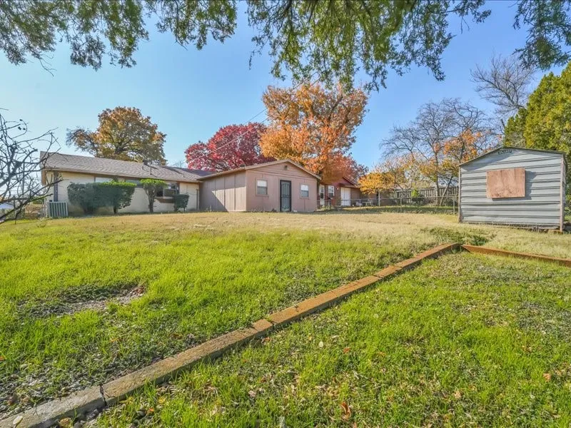 Single Family Residence For Sale in Dallas County , 509 Bluewood Drive, Dallas, Texas 75232, 3 Bedroom, 1 Bathroom, 1 Garage spaces, 1,178 Sqft, built in 1958, mls#21129496, Real Estate Agent in Dallas, Homes For Sale in Dallas county, Homes For Sale in Dallas, Realtor in Dallas Texas, Real Estate Brokerage Independent Realty Texas, Luminita Cordes Realtor