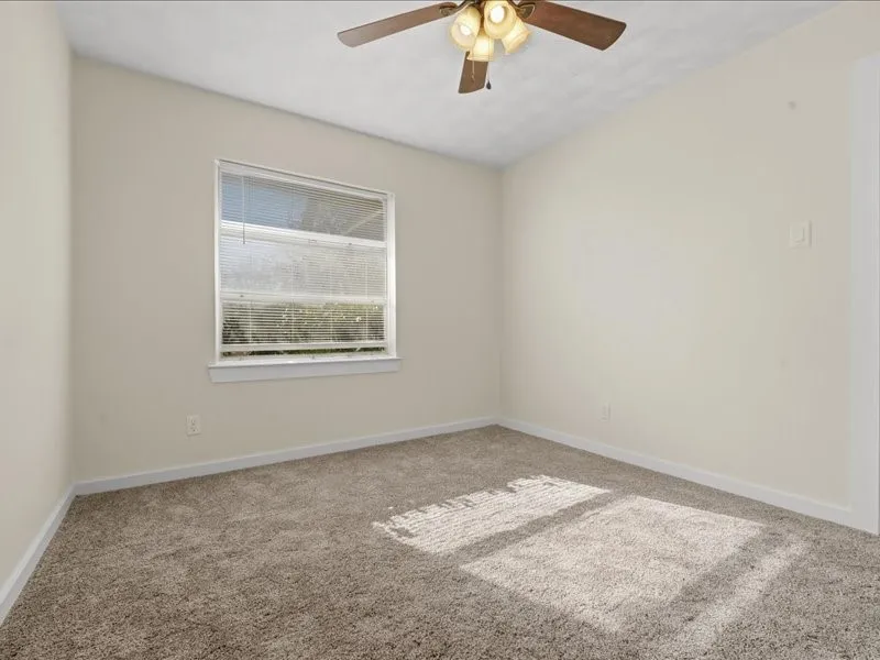 Single Family Residence For Sale in Dallas County , 509 Bluewood Drive, Dallas, Texas 75232, 3 Bedroom, 1 Bathroom, 1 Garage spaces, 1,178 Sqft, built in 1958, mls#21129496, Real Estate Agent in Dallas, Homes For Sale in Dallas county, Homes For Sale in Dallas, Realtor in Dallas Texas, Real Estate Brokerage Independent Realty Texas, Luminita Cordes Realtor