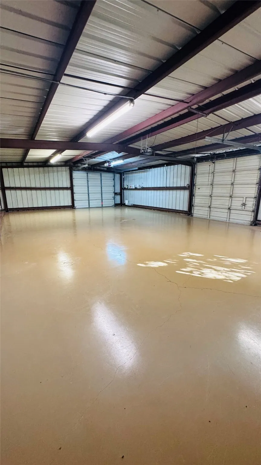 Warehouse For Rent in Van Zandt County , 573 W State HWY 243, Canton, Texas 75103, 0, 0, Garage spaces, 0 Sqft, built in 2007, Preowned, Price $995, mls#21129535, Real Estate Agent in Canton, Homes For Rent in Van Zandt county, Homes For Rent in Canton, Realtor in Canton Texas, Real Estate Brokerage Independent Realty Texas, Luminita Cordes Realtor