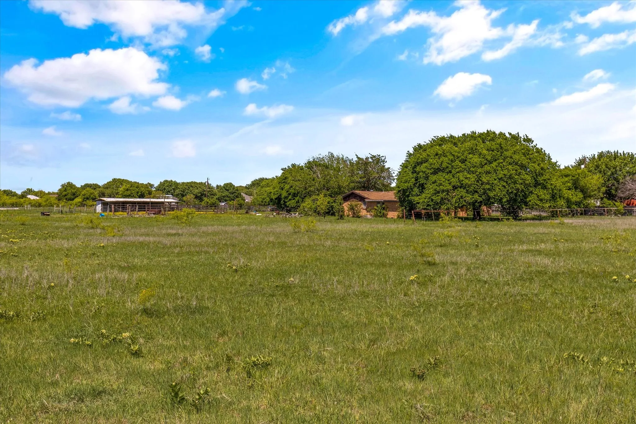 View of yard featuring a rural view