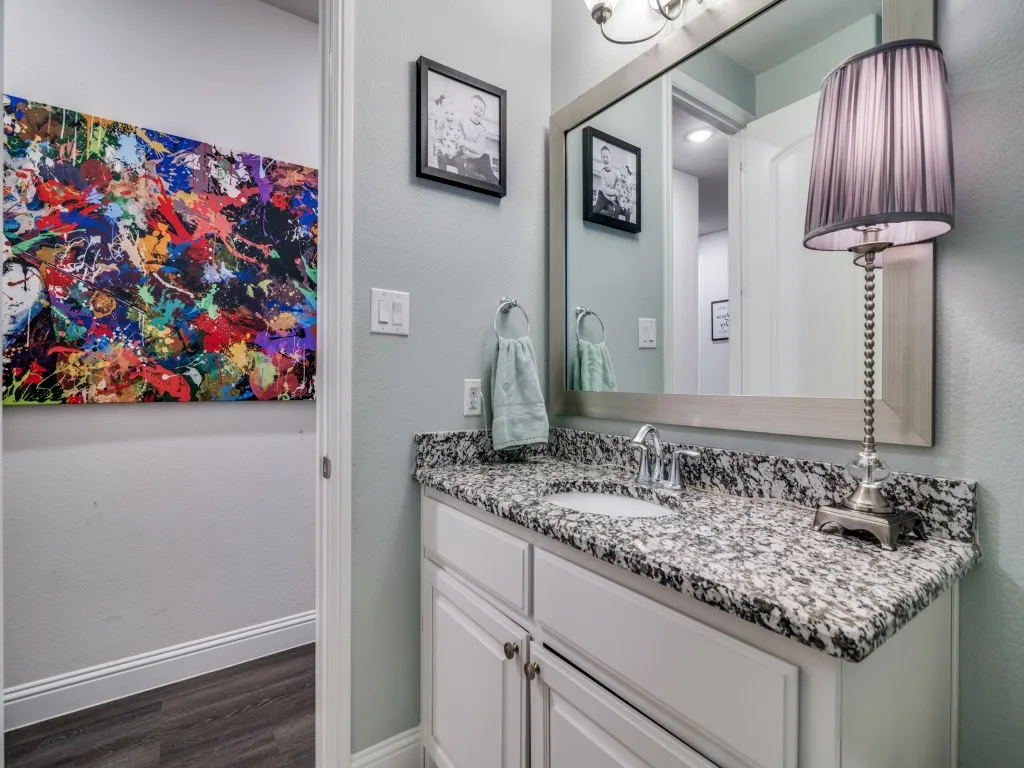 Single Family Residence For Sale in Rockwall County , 918 Colby Bluff Drive, Rockwall, Texas 75087, 4 Bedroom, 3 Bathroom, 2 Garage spaces, 2,810 Sqft, built in 2018, Preowned, mls#21124262, Real Estate Agent in Rockwall, Homes For Sale in Rockwall county, Homes For Sale in Rockwall, Realtor in Rockwall Texas, Real Estate Brokerage Independent Realty Texas, Luminita Cordes Realtor