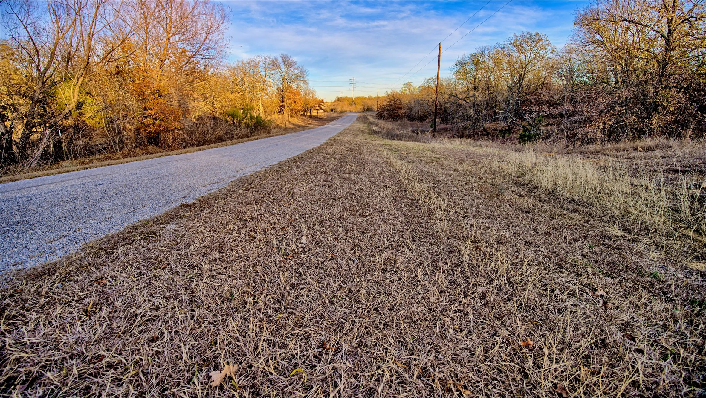 Unimproved Land For Sale in Montague County , 1943 Lakeridge, Sunset, Texas 76270, 0, 0, Garage spaces, 0 Sqft, built in 0, mls#21129680, Real Estate Agent in Sunset, Homes For Sale in Montague county, Homes For Sale in Sunset, Realtor in Sunset Texas, Real Estate Brokerage Independent Realty Texas, Luminita Cordes Realtor