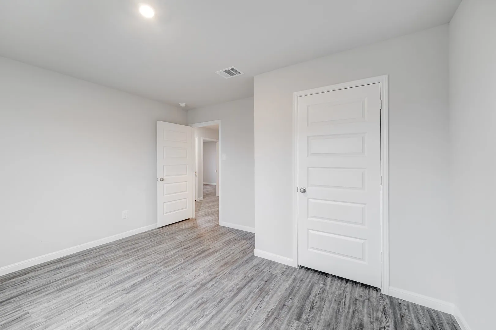 Single Family Residence For Sale in Hill County , 513 Don Lane, Itasca, Texas 76055, 4 Bedroom, 2 Bathroom, 1 Garage spaces, 1,401 Sqft, built in 2025, New Construction - Incomplete, mls#21129964, Real Estate Agent in Itasca, Homes For Sale in Hill county, Homes For Sale in Itasca, Realtor in Itasca Texas, Real Estate Brokerage Independent Realty Texas, Luminita Cordes Realtor