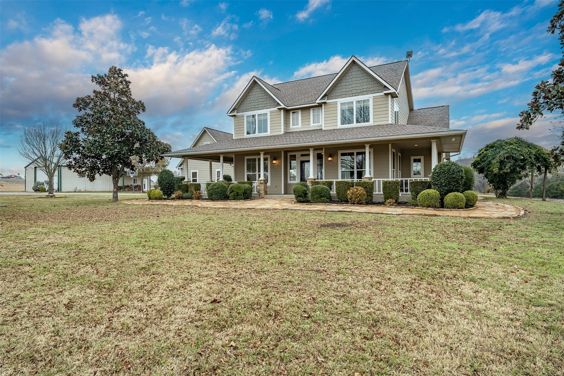 Farm For Sale in Collin County , 10899 County Road 496, Princeton, Texas 75407, 4 Bedroom, 4 Bathroom, 3 Garage spaces, 3,637 Sqft, built in 2008, mls#21130306, Real Estate Agent in Princeton, Homes For Sale in Collin county, Homes For Sale in Princeton, Realtor in Princeton Texas, Real Estate Brokerage Independent Realty Texas, Luminita Cordes Realtor