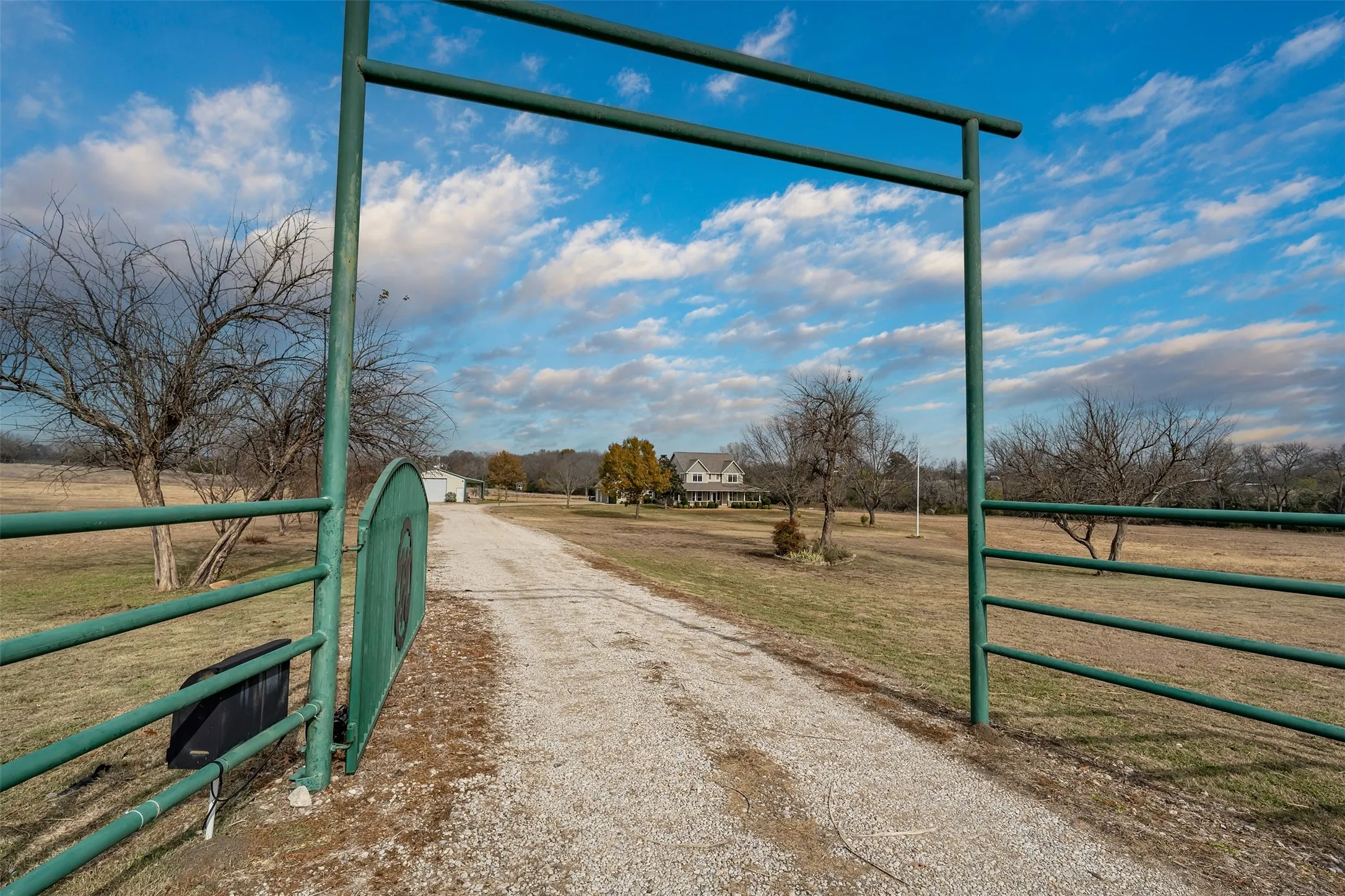 Farm For Sale in Collin County , 10899 County Road 496, Princeton, Texas 75407, 4 Bedroom, 4 Bathroom, 3 Garage spaces, 3,637 Sqft, built in 2008, mls#21130306, Real Estate Agent in Princeton, Homes For Sale in Collin county, Homes For Sale in Princeton, Realtor in Princeton Texas, Real Estate Brokerage Independent Realty Texas, Luminita Cordes Realtor