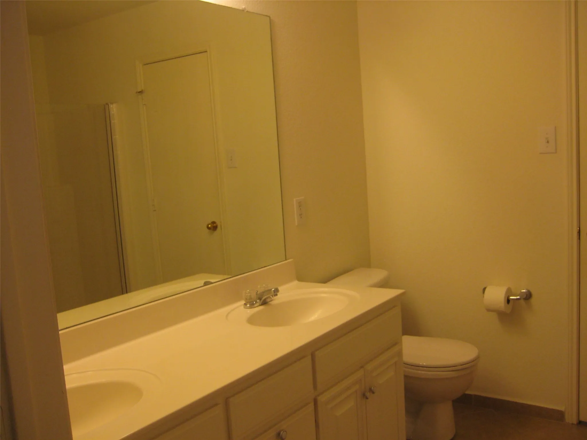Single Family Residence For Sale in Denton County , 917 Cruise Street, Denton, Texas 76207, 3 Bedrooms, 2 Bathrooms, 2 Garage spaces, 1,413 Sqft, built in 2003, Price $289,000, mls#21130348, Real Estate Agent in Denton, Homes For Sale in Denton county, Homes For Sale in Denton, Realtor in Denton Texas, Real Estate Brokerage Independent Realty Texas, Luminita Cordes Realtor