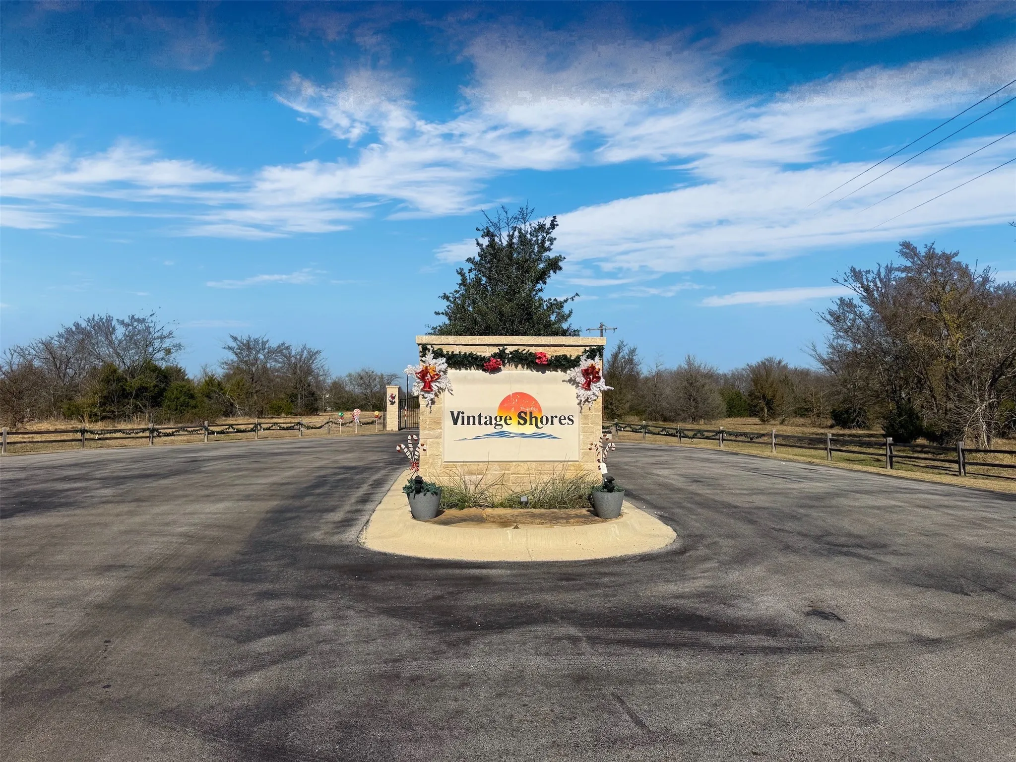 Unimproved Land For Sale in Rains County , 723 Vintage Shores Drive, East Tawakoni, Texas 75472, 0, 0, Garage spaces, 0 Sqft, built in 0, mls#21130392, Real Estate Agent in East Tawakoni, Homes For Sale in Rains county, Homes For Sale in East Tawakoni, Realtor in East Tawakoni Texas, Real Estate Brokerage Independent Realty Texas, Luminita Cordes Realtor