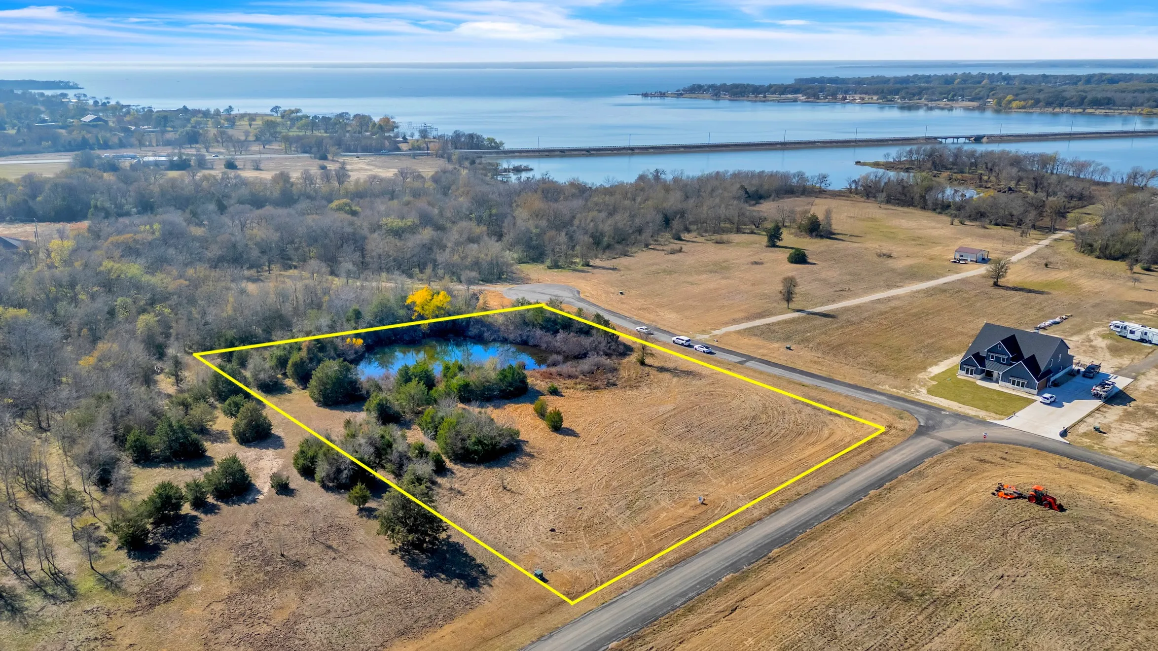Right by the beautiful Lake Tawakoni
