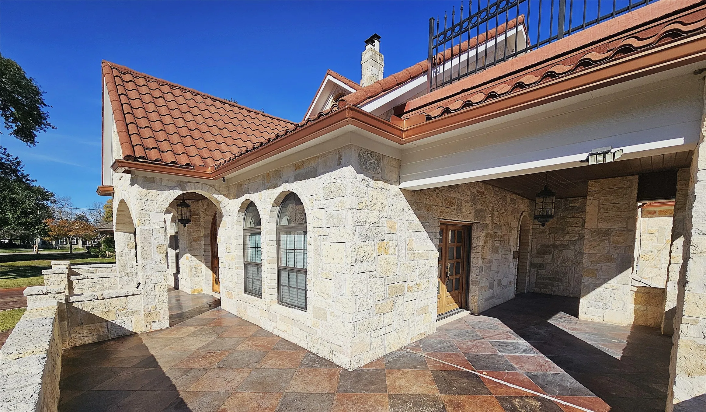 Single Family Residence For Sale in Limestone County , 511 E Farrar Street, Groesbeck, Texas 76642, 5 Bedrooms, 5 Bathrooms, Garage spaces, 4,037 Sqft, built in 1924, Price $375,000, mls#21130475, Real Estate Agent in Groesbeck, Homes For Sale in Limestone county, Homes For Sale in Groesbeck, Realtor in Groesbeck Texas, Real Estate Brokerage Independent Realty Texas, Luminita Cordes Realtor