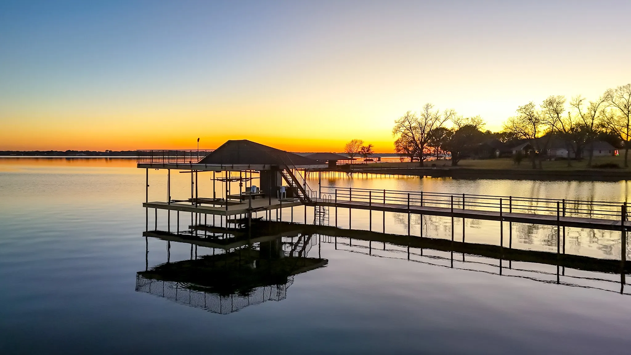 Single Family Residence For Sale in Navarro County , 3244 Francisco Bay Drive, Kerens, Texas 75144, 4 Bedroom, 5 Bathroom, 3 Garage spaces, 3,800 Sqft, built in 2017, mls#21126667, Real Estate Agent in Kerens, Homes For Sale in Navarro county, Homes For Sale in Kerens, Realtor in Kerens Texas, Real Estate Brokerage Independent Realty Texas, Luminita Cordes Realtor