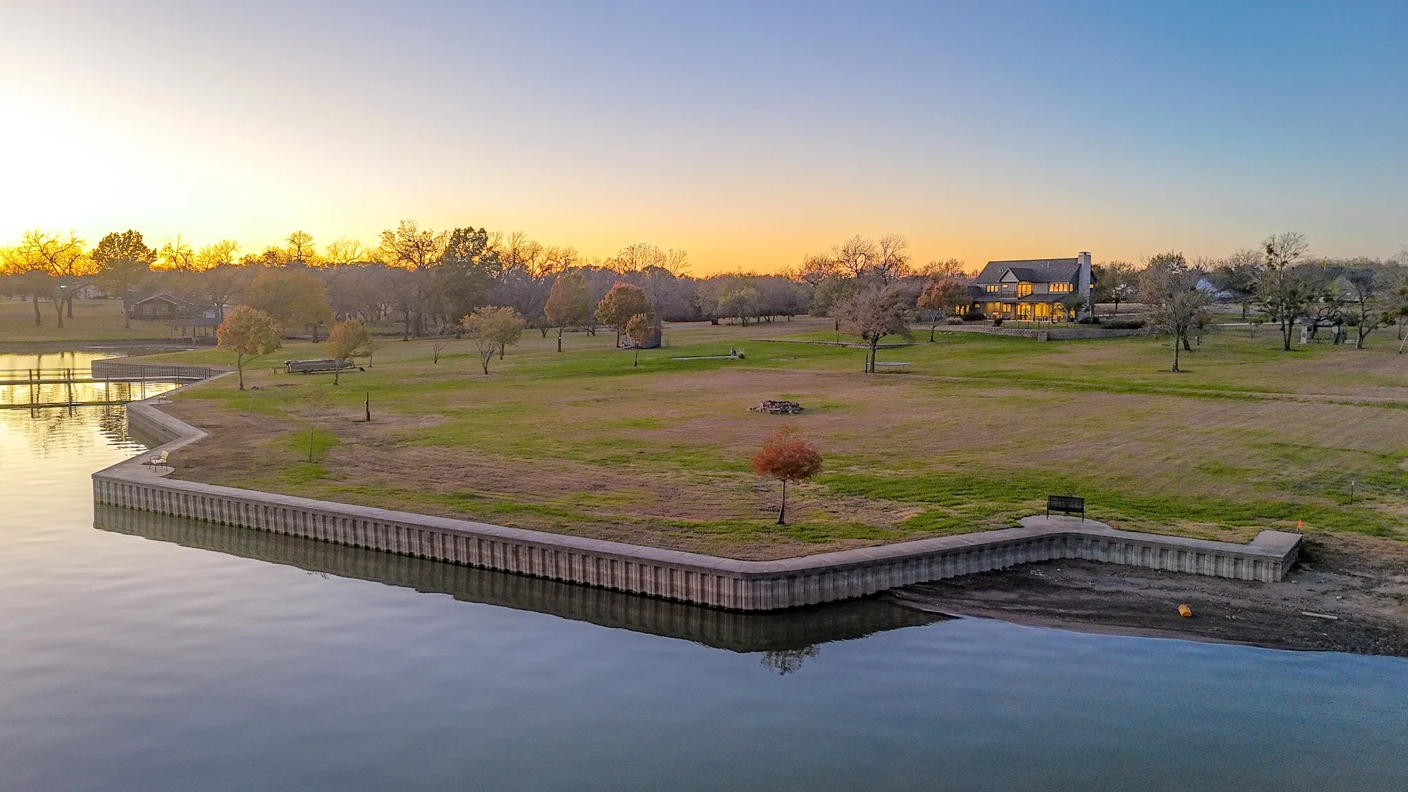 Single Family Residence For Sale in Navarro County , 3244 Francisco Bay Drive, Kerens, Texas 75144, 4 Bedroom, 5 Bathroom, 3 Garage spaces, 3,800 Sqft, built in 2017, mls#21126667, Real Estate Agent in Kerens, Homes For Sale in Navarro county, Homes For Sale in Kerens, Realtor in Kerens Texas, Real Estate Brokerage Independent Realty Texas, Luminita Cordes Realtor