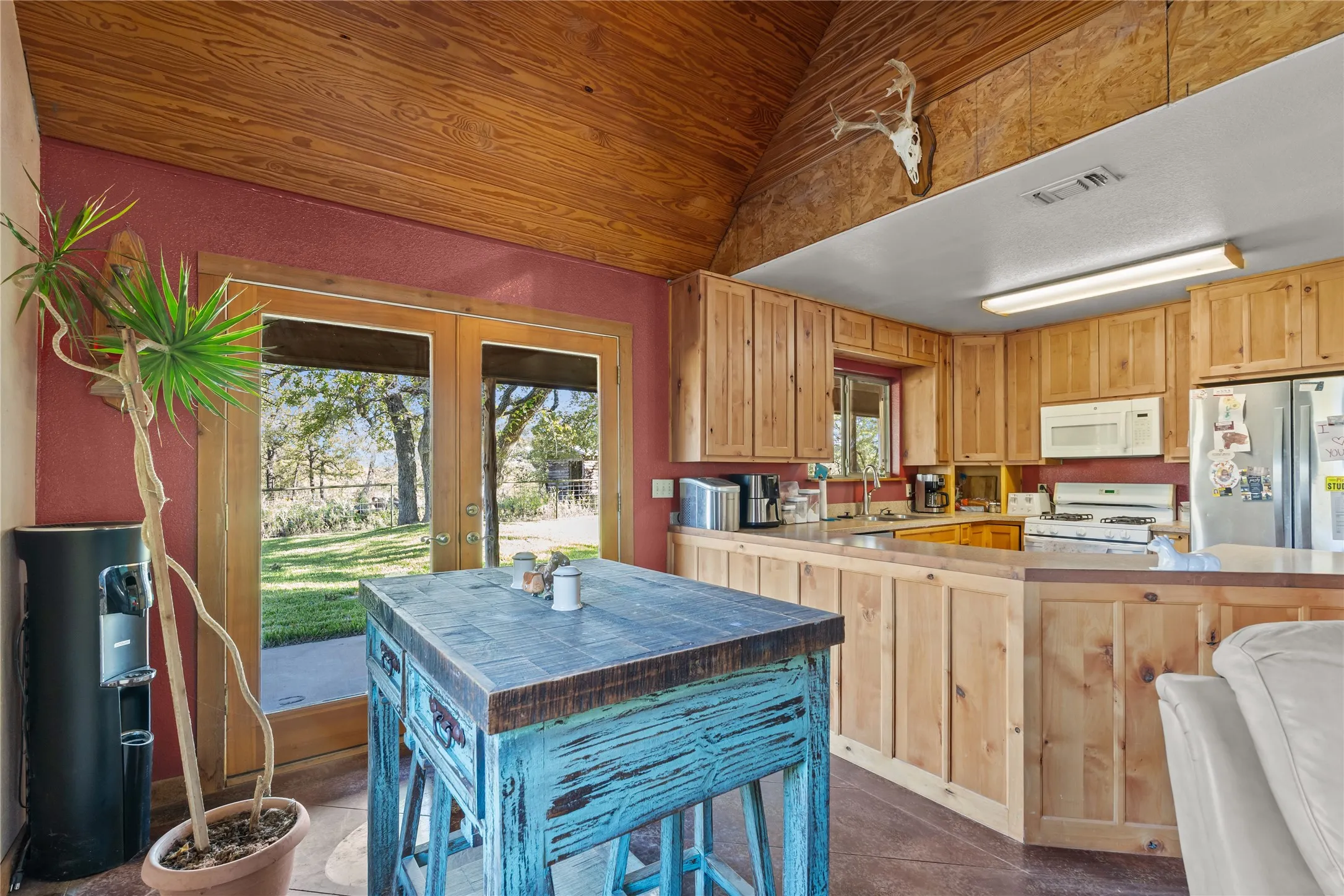 Improved Land For Sale in Wise County , 262 N Cheyenne Trail 0, Springtown, Texas 76082, 0, 0, Garage spaces, 0 Sqft, built in 2005, mls#21130521, Real Estate Agent in Springtown, Homes For Sale in Wise county, Homes For Sale in Springtown, Realtor in Springtown Texas, Real Estate Brokerage Independent Realty Texas, Luminita Cordes Realtor