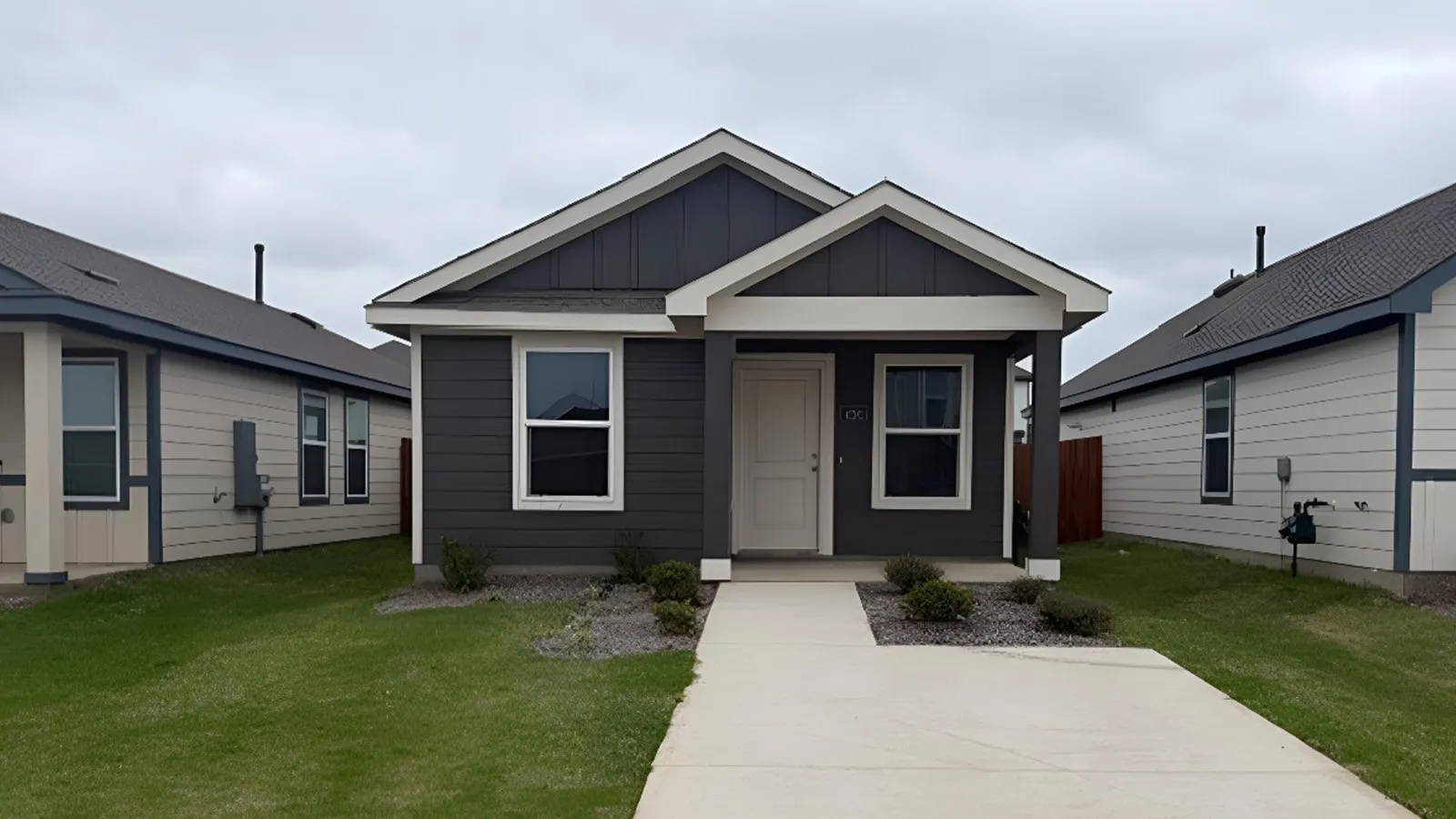 Single Family Residence For Sale in Kaufman County , 4300 Tafoya Lane, Crandall, Texas 75114, 2 Bedroom, 2 Bathroom, Garage spaces, 816 Sqft, built in 2025, New Construction - Complete, mls#21130531, Real Estate Agent in Crandall, Homes For Sale in Kaufman county, Homes For Sale in Crandall, Realtor in Crandall Texas, Real Estate Brokerage Independent Realty Texas, Luminita Cordes Realtor