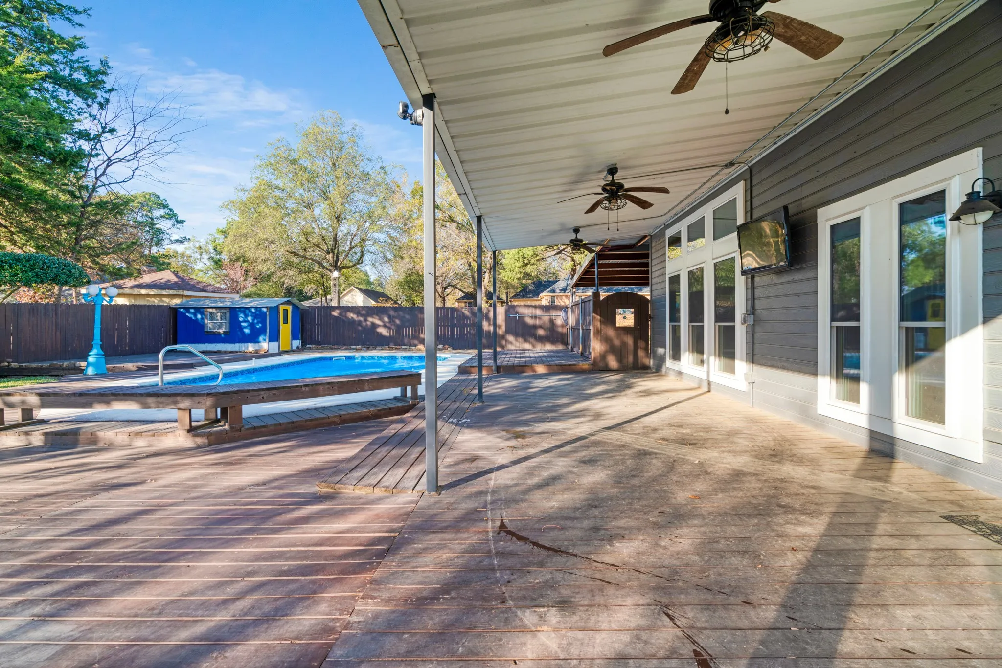 Single Family Residence For Sale in Lamar County , 635 Cedar Creek, Reno, Texas 75462, 5 Bedroom, 3 Bathroom, 2 Garage spaces, 2,721 Sqft, built in 1992, mls#21127854, Real Estate Agent in Reno, Homes For Sale in Lamar county, Homes For Sale in Reno, Realtor in Reno Texas, Real Estate Brokerage Independent Realty Texas, Luminita Cordes Realtor