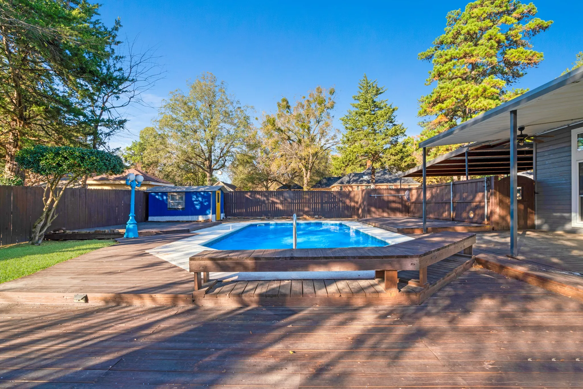 Single Family Residence For Sale in Lamar County , 635 Cedar Creek, Reno, Texas 75462, 5 Bedroom, 3 Bathroom, 2 Garage spaces, 2,721 Sqft, built in 1992, mls#21127854, Real Estate Agent in Reno, Homes For Sale in Lamar county, Homes For Sale in Reno, Realtor in Reno Texas, Real Estate Brokerage Independent Realty Texas, Luminita Cordes Realtor