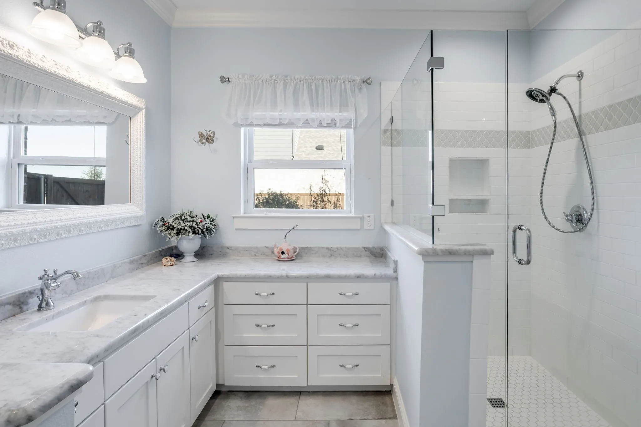 Single Family Residence For Sale in Collin County , 949 W Sunset Boulevard, Celina, Texas 75009, 5 Bedroom, 4 Bathroom, 4 Garage spaces, 3,446 Sqft, built in 2015, mls#21130838, Real Estate Agent in Celina, Homes For Sale in Collin county, Homes For Sale in Celina, Realtor in Celina Texas, Real Estate Brokerage Independent Realty Texas, Luminita Cordes Realtor