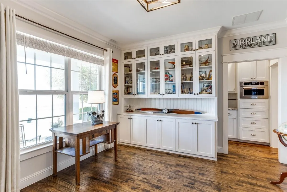 Single Family Residence For Sale in Collin County , 949 W Sunset Boulevard, Celina, Texas 75009, 5 Bedroom, 4 Bathroom, 4 Garage spaces, 3,446 Sqft, built in 2015, mls#21130838, Real Estate Agent in Celina, Homes For Sale in Collin county, Homes For Sale in Celina, Realtor in Celina Texas, Real Estate Brokerage Independent Realty Texas, Luminita Cordes Realtor